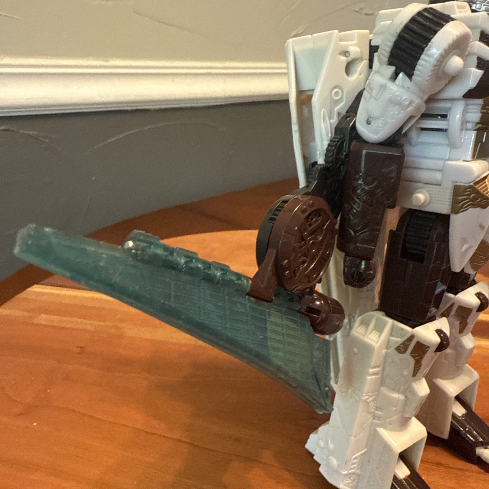 Hasbro Transformers Cybertron Voyager Vector Prime Action Figure Incomplete