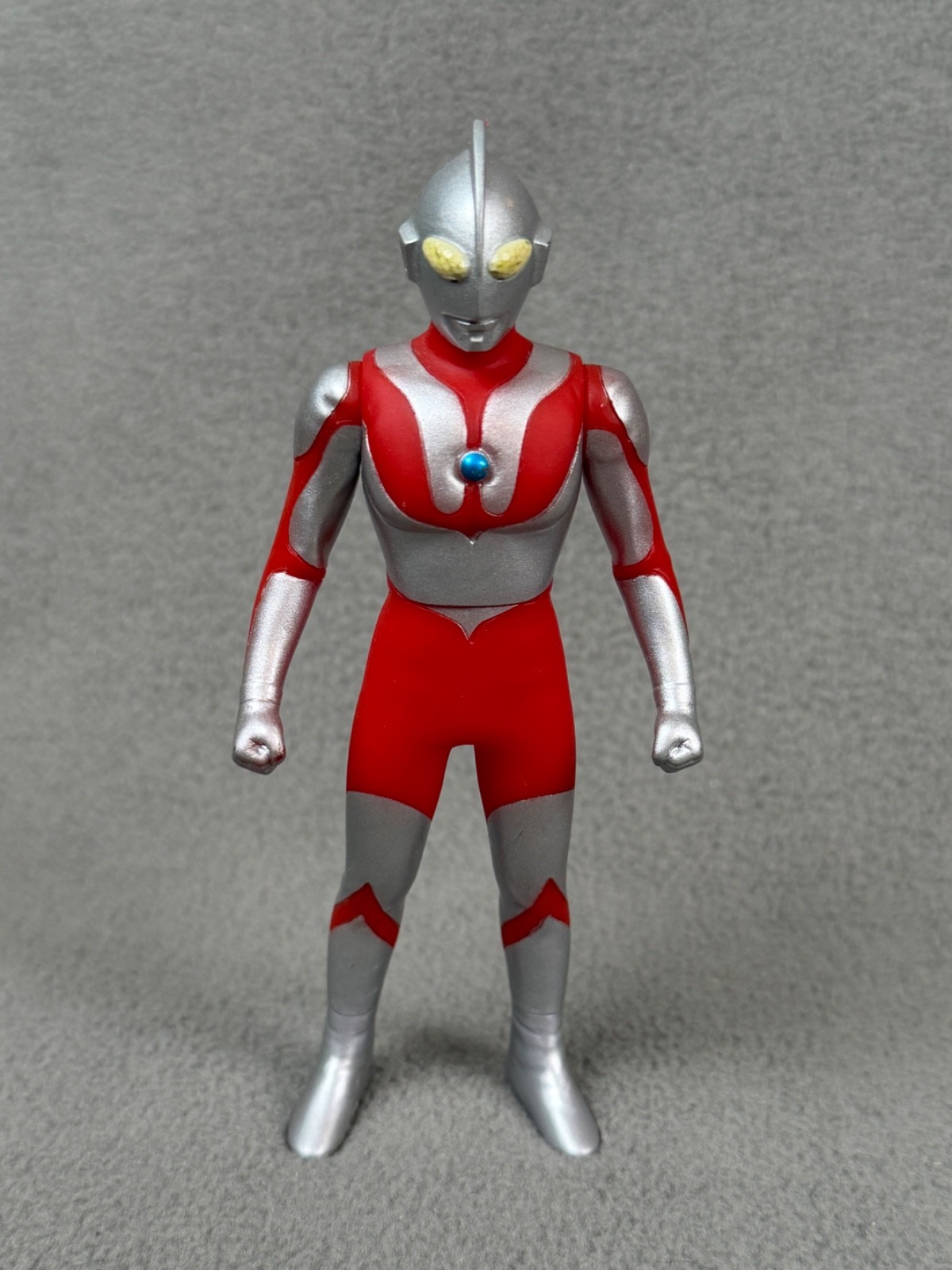Bandai Ultraman #01 Ultra Hero 500 Spark Vinyl 5.5&Prime; Figure 2006