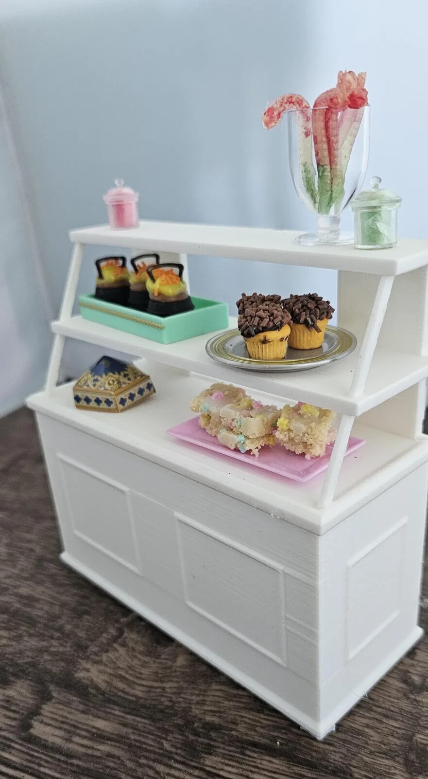 White Bakery Display Case – Kowalski Bakery 1:6 Scale Bake Shop Miniature