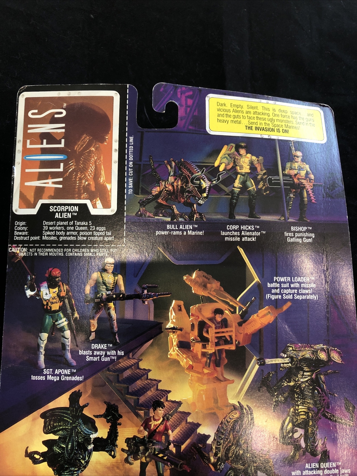 1992 SCORPION ALIEN WITH FACE HUGGER ACTION FIGURE. EXPLODES WHEN HIT!!!