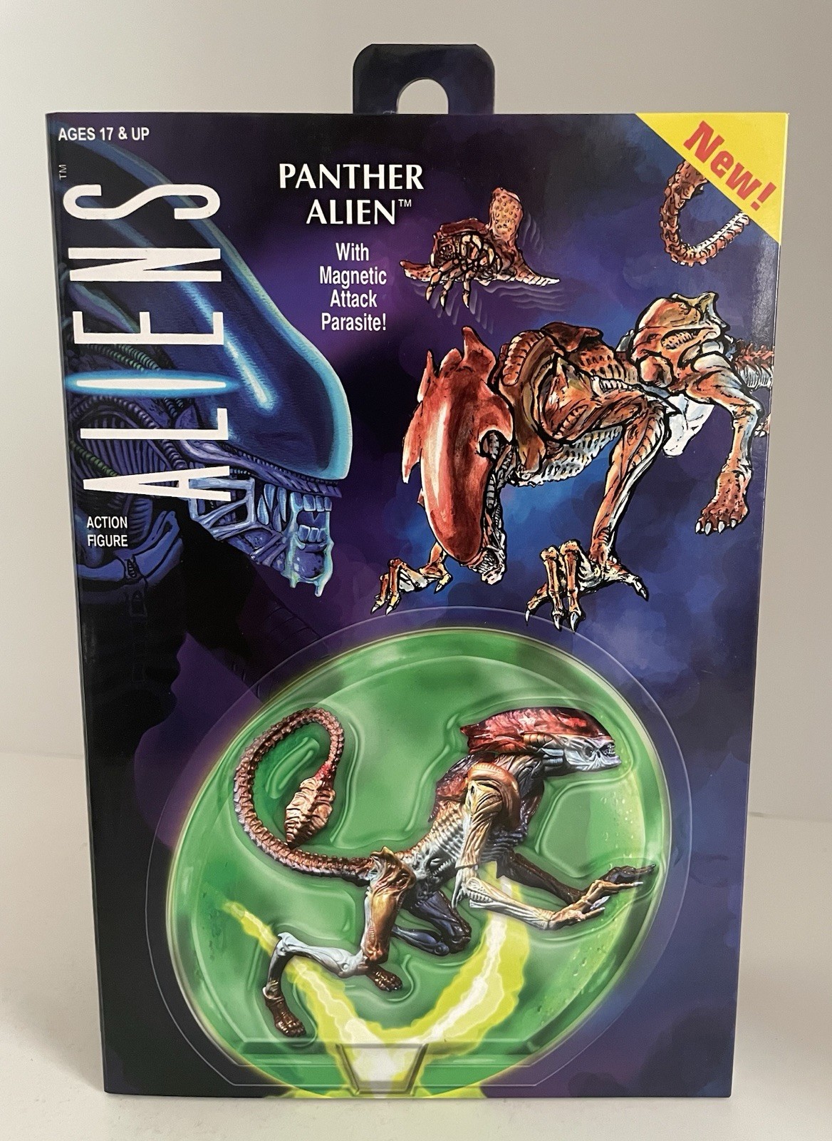 NECA Reel Toys Aliens Panther With Magnetic Attack Parasite Action Figure New