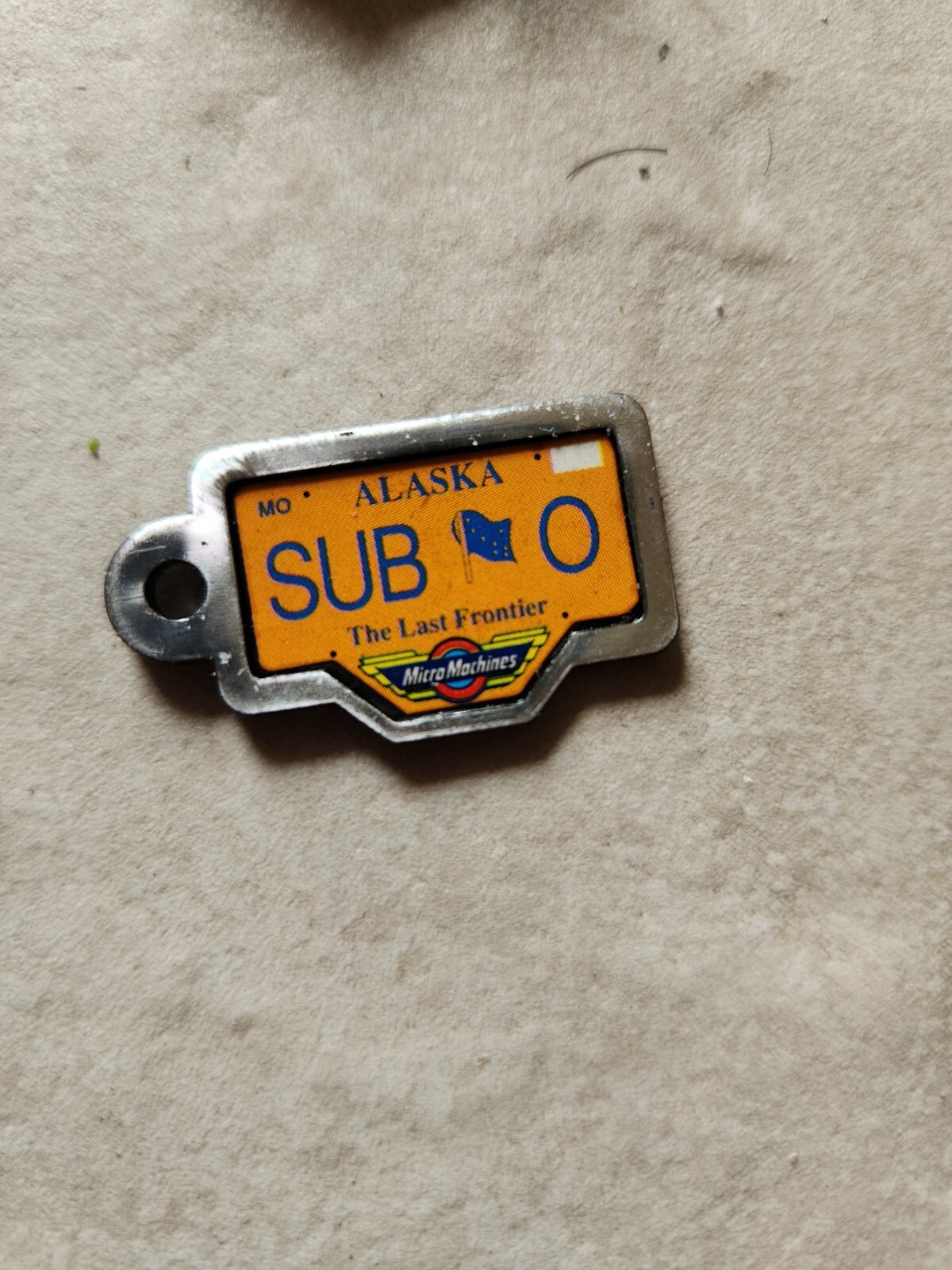 1990 Galoob Micro Machines Alaska « SUB 0 » LICENSE PLATE Key Chain