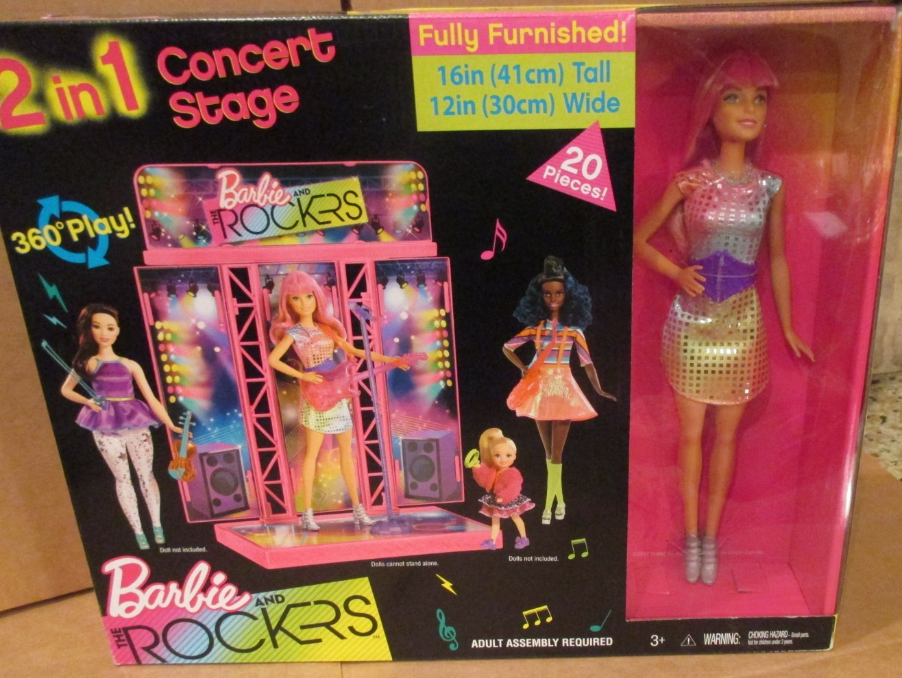 BARBIE 2017…BARBIE & THE ROCKERS  » 2 IN 1 CONCERT STAGE W/DOLL…NRFB