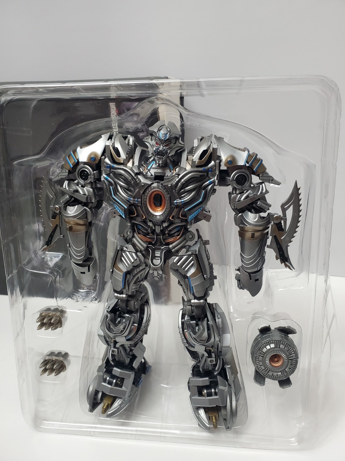 Unique Toys UT R-04 Nero Galvatron Third Party MPM AoE Age of Extinction