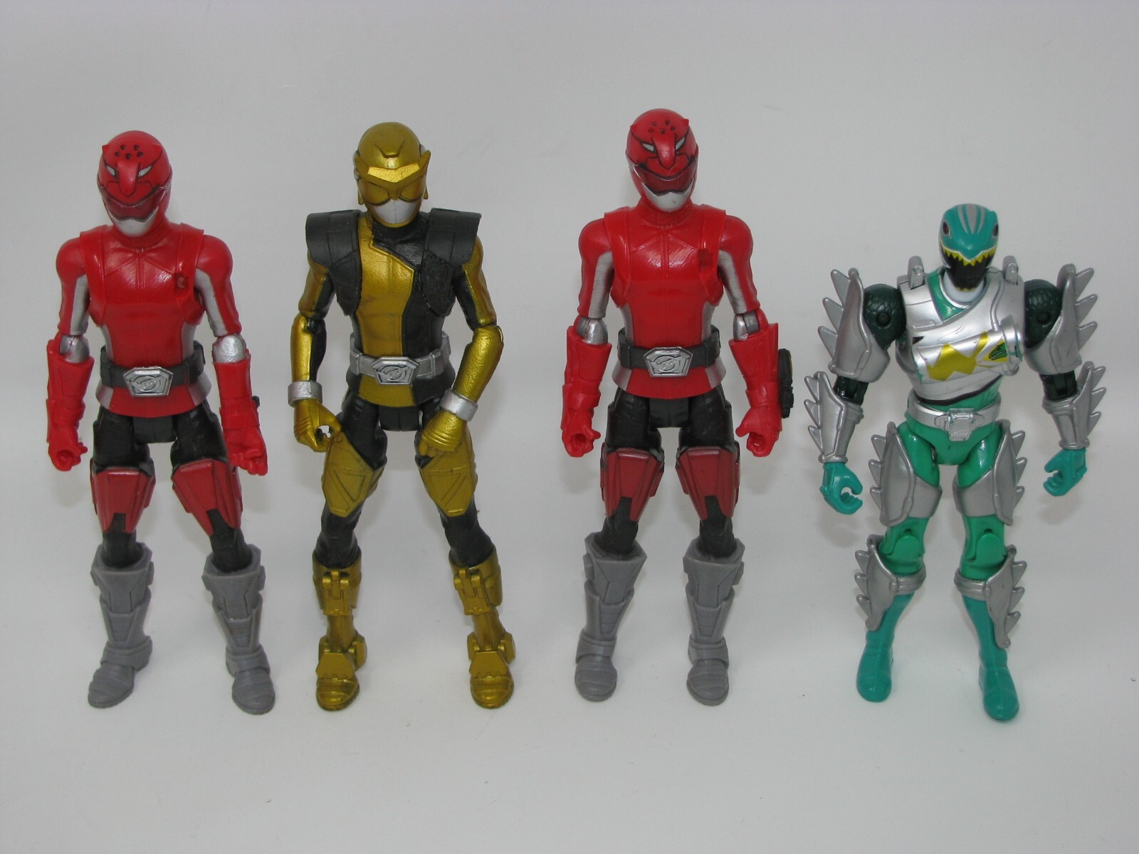 Power Rangers Beast Morphers 6&Prime; Gold Red x2, 5&Prime; Green Dino Charge Action Figures