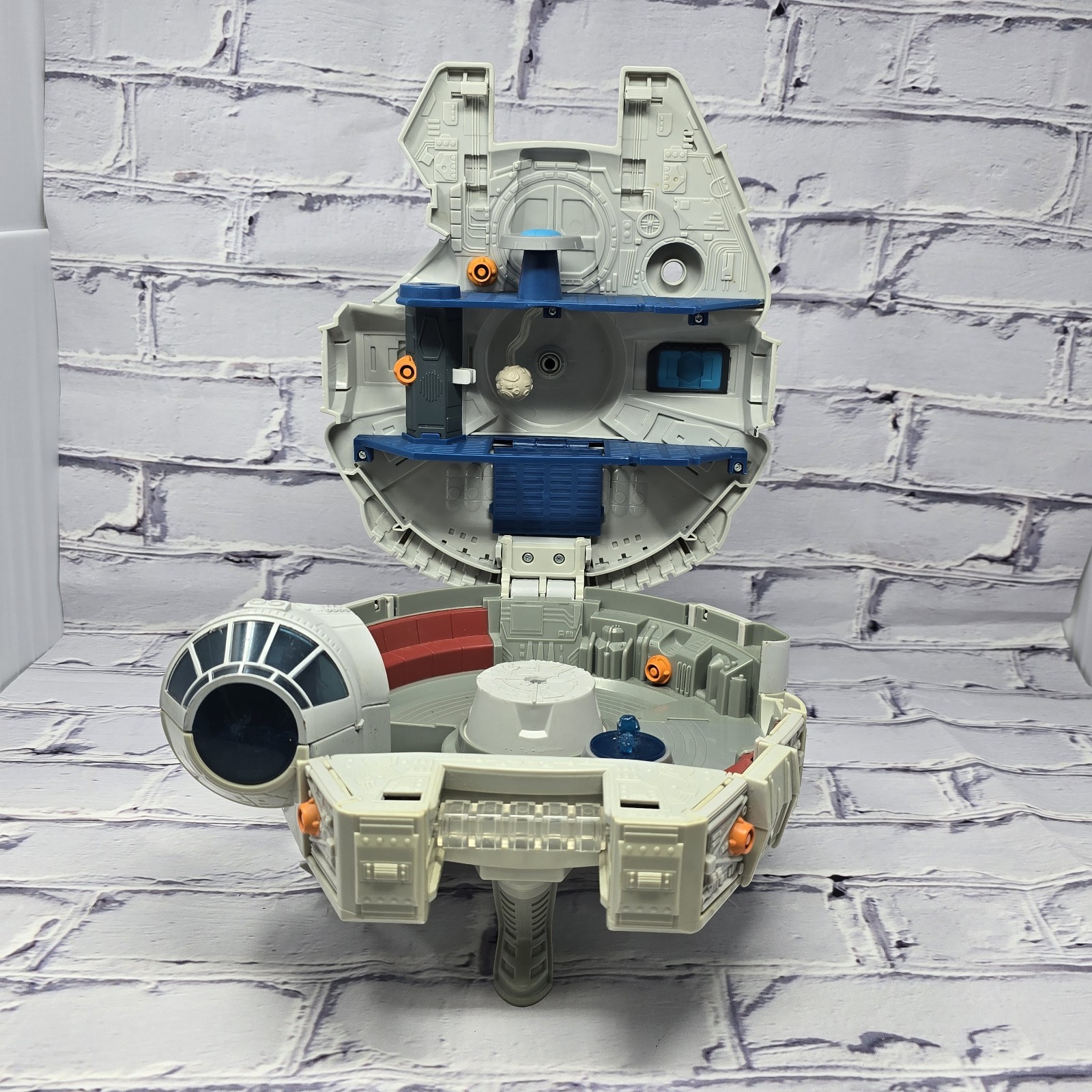 Star Wars 2011 GALACTIC HEROES MILLENNIUM FALCON Space Ship ~ Not Complete