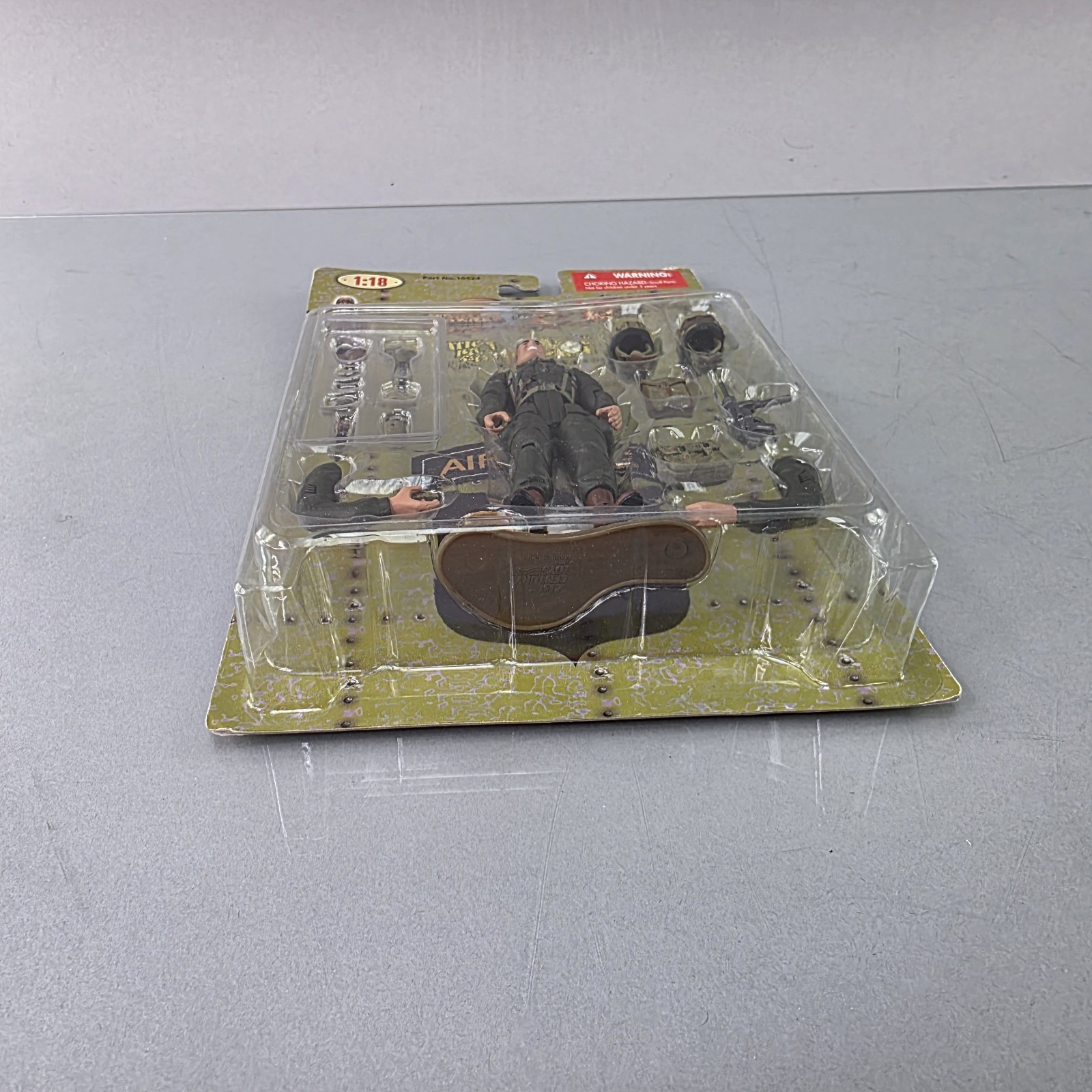 Ultimate Soldier 1:18 SERGEANT HERNANDEZ Operation Market Garden 101st Airborne