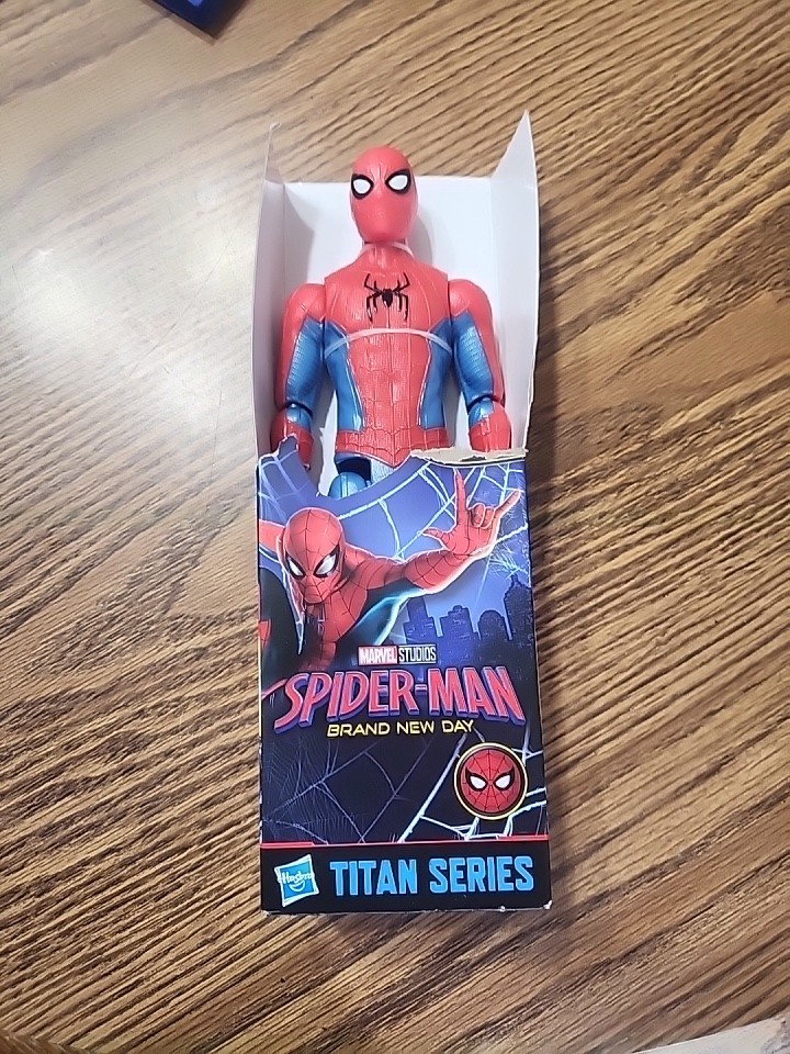 Spider Man Brand New Day -Titan Hero Series 12&Prime;Tall G3401