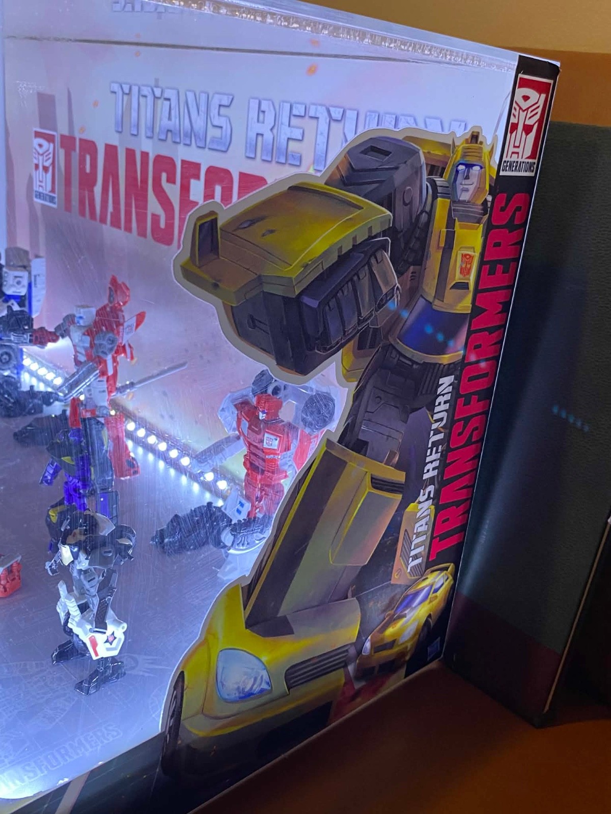 Transformers Combiner Wars, Titans Return Retail Store Display Case