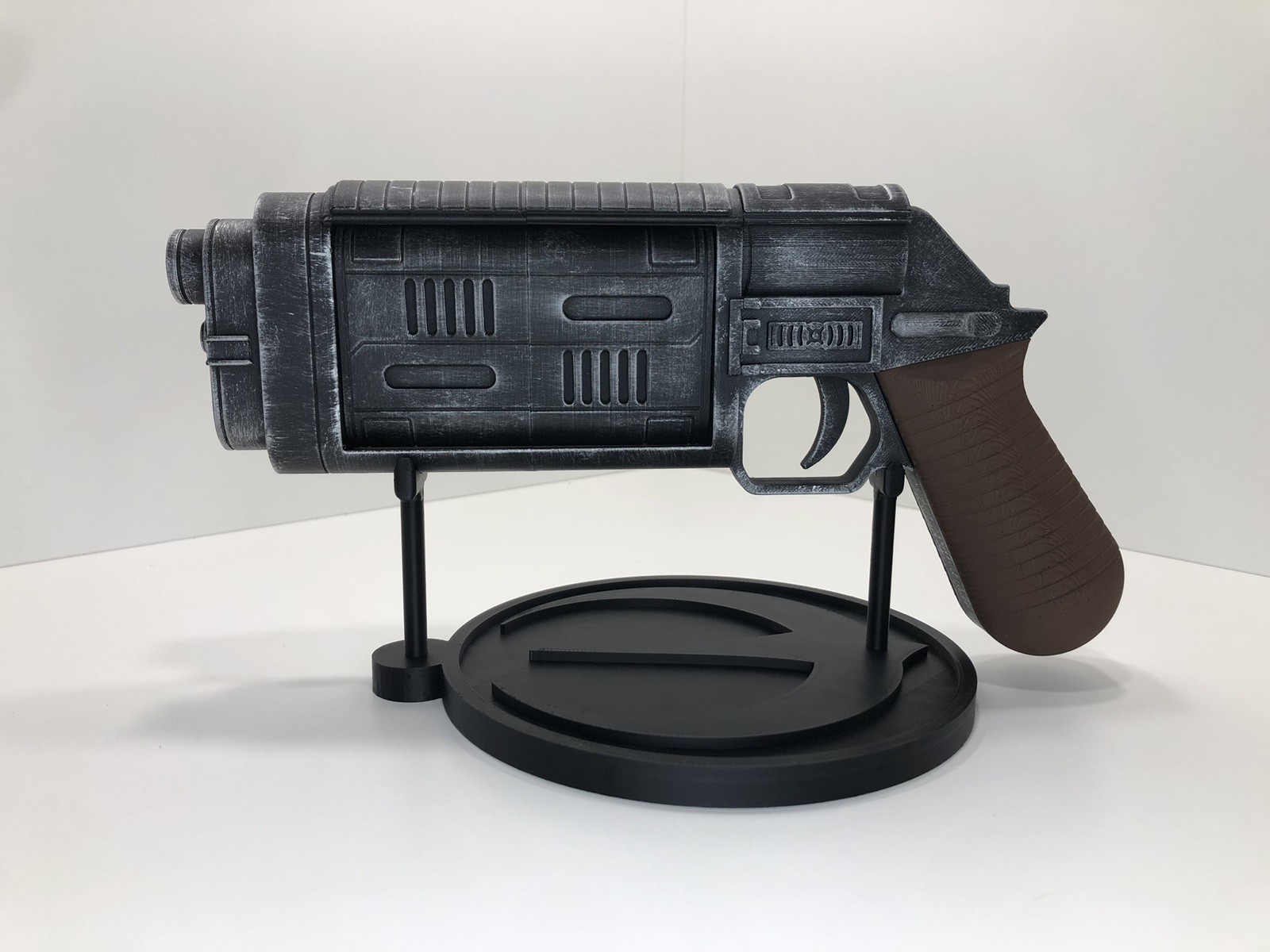 Custom 3D Printed Andor Cassian&rsquo;s MW-20 Bryar Blaster Replica Prop 1:1 (Painted)