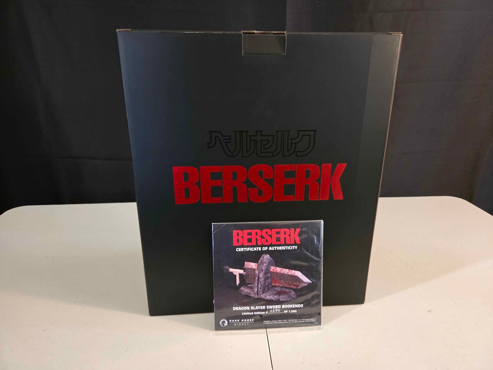 Berserk Dragon Slayer Serialized Bookend – #0690 of 1000 – Dark Horse official