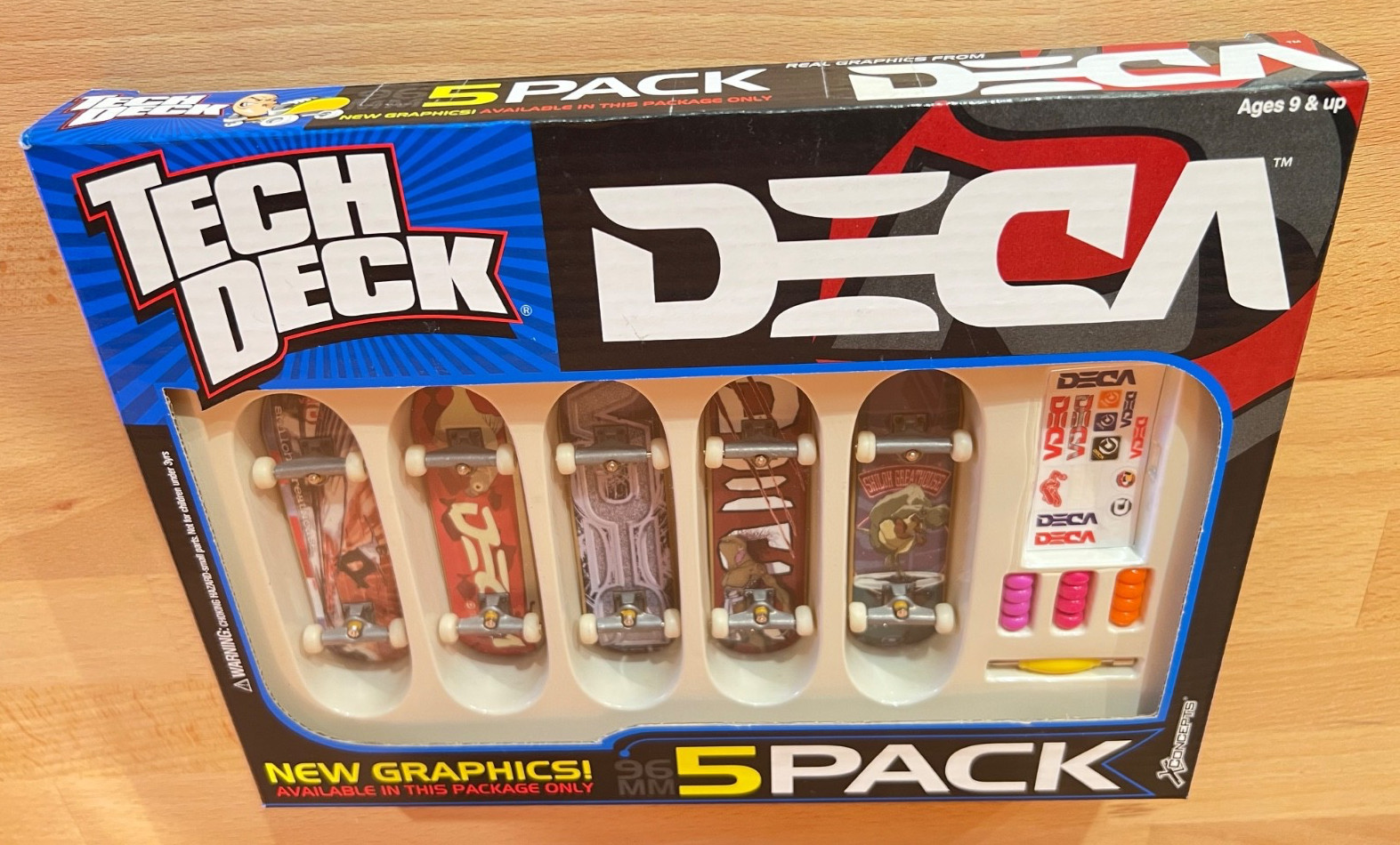 Vintage 2002 Tech Deck DECA Skateboards 5 Pack Fingerboards EXCLUSIVE ART Sealed