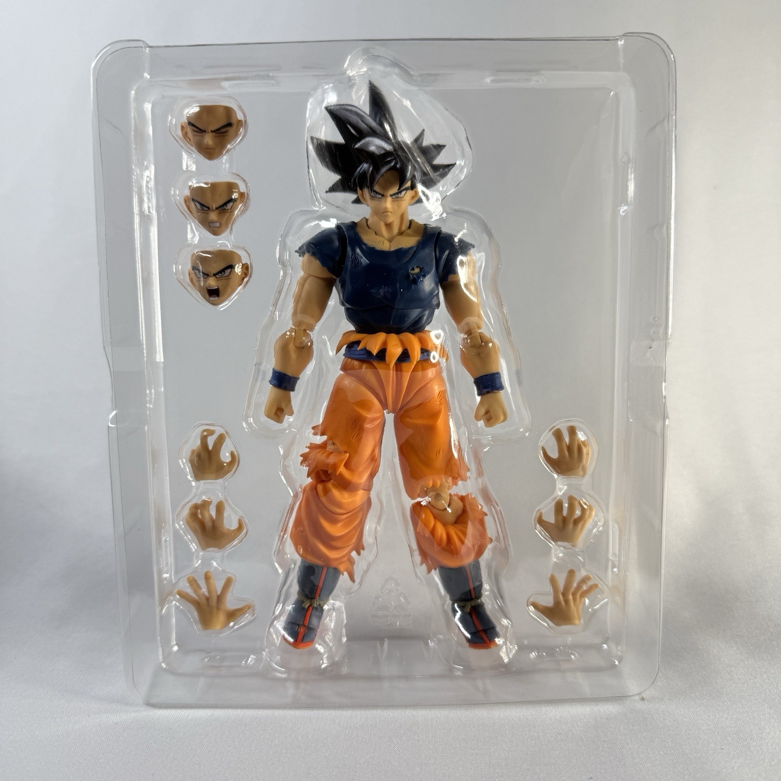 SH Figuarts Son Goku Ultra Instinct Sign Event Exclusive Color Edition USED
