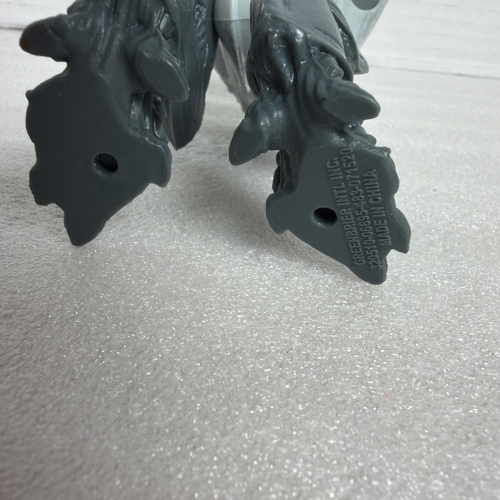 Final Faction « Synthoid » Action Figure 4” Alien