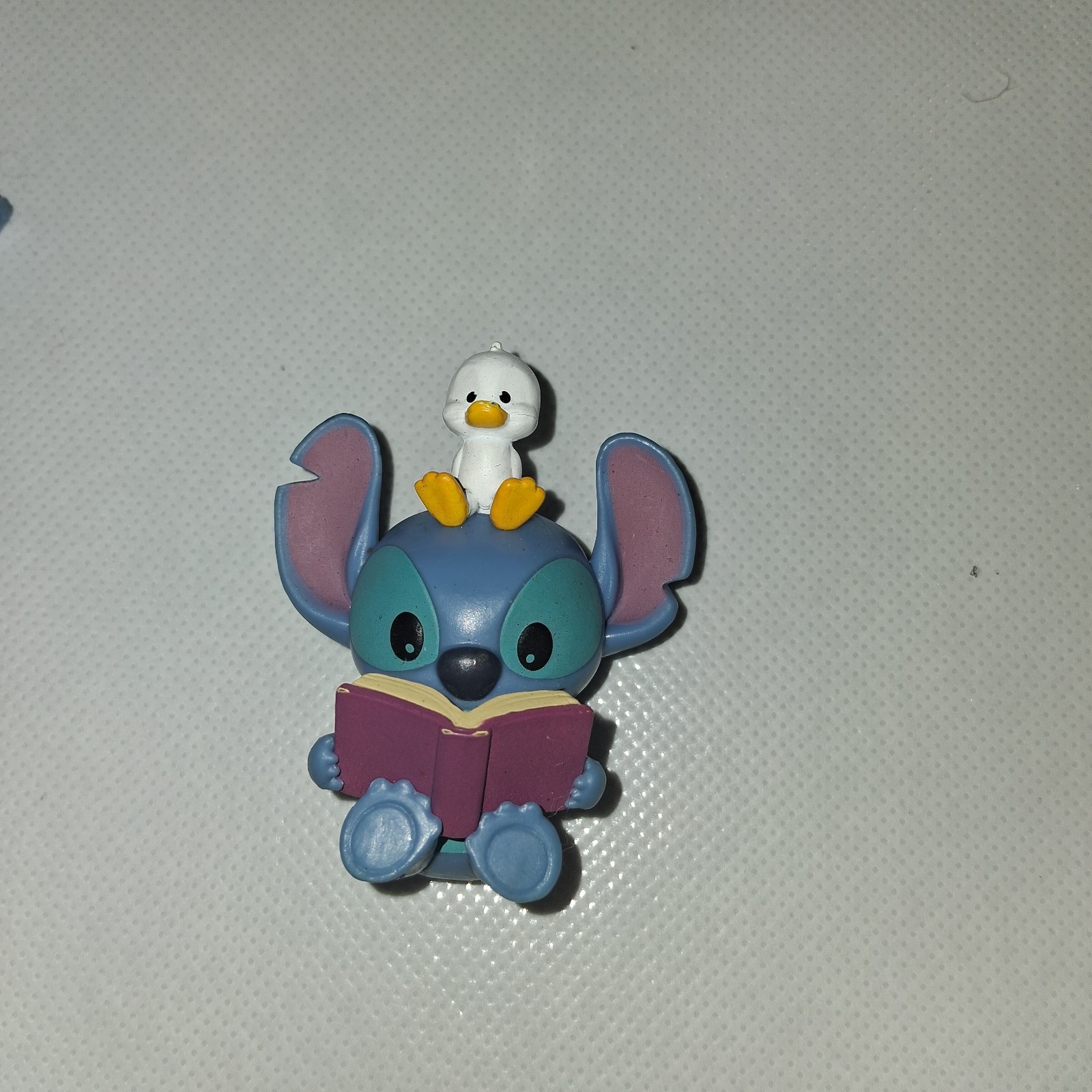 Disney Stitch Mini 2in Figure Reading With Duck