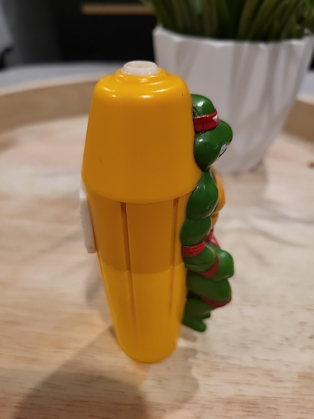 RAPHAEL TMNT Battery Powered Toothbrush From 1998, About 5 Inches Tall, Untested