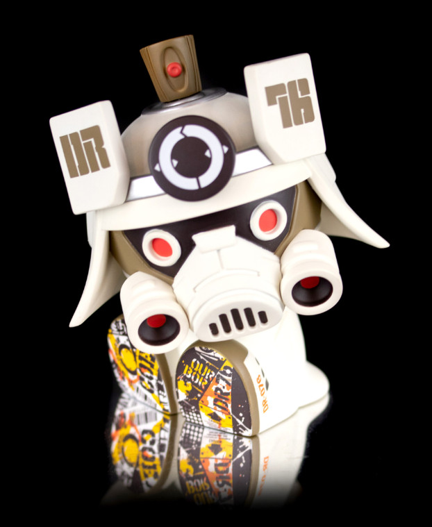 DR76 5oz Canbot PHANTOM WHITE Edition Dragon 76 x Czee13 Rare Designer Vinyl NEW