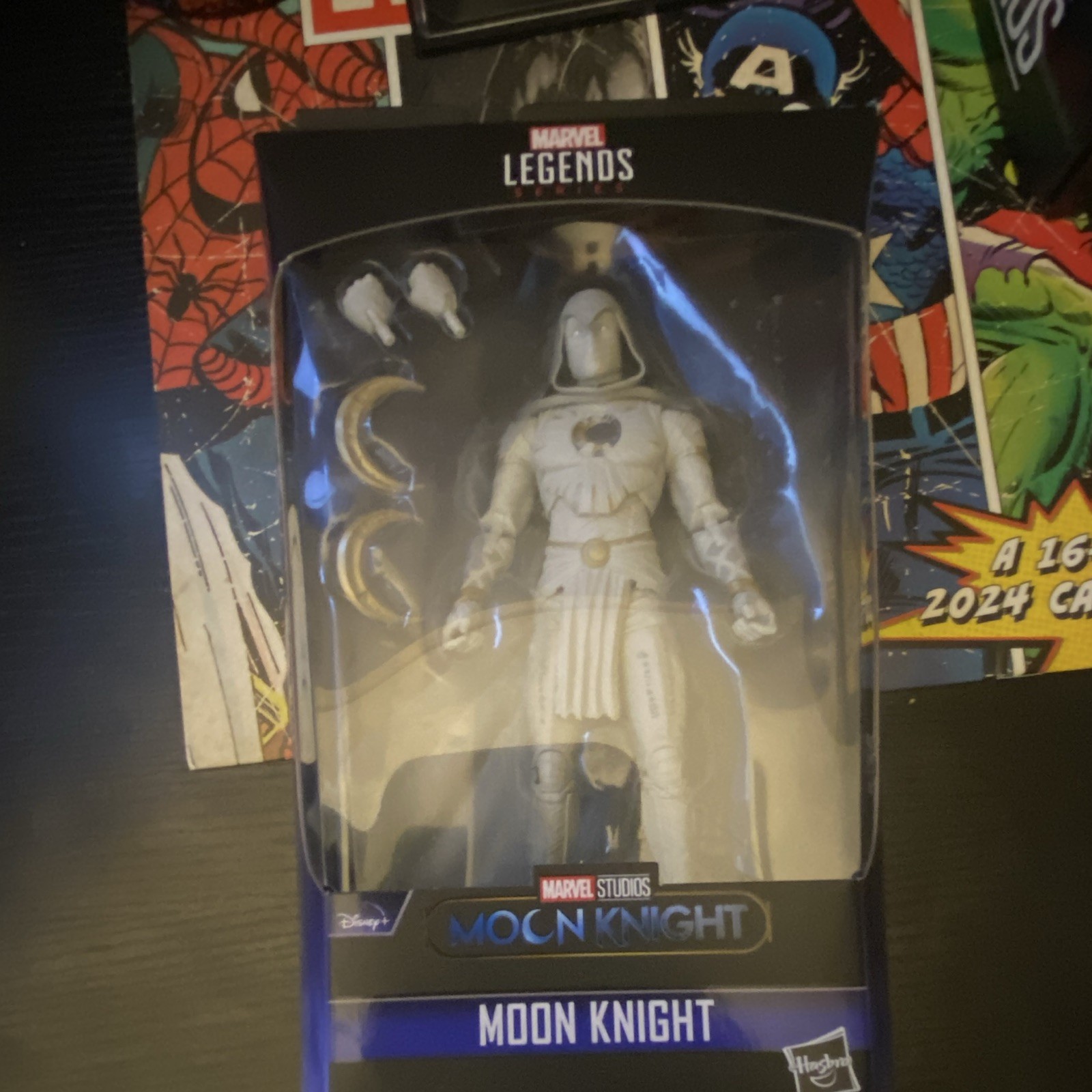 Marvel Legends Moon Knight Marvel Moon Knight Action Figure w/ Alt Hands White