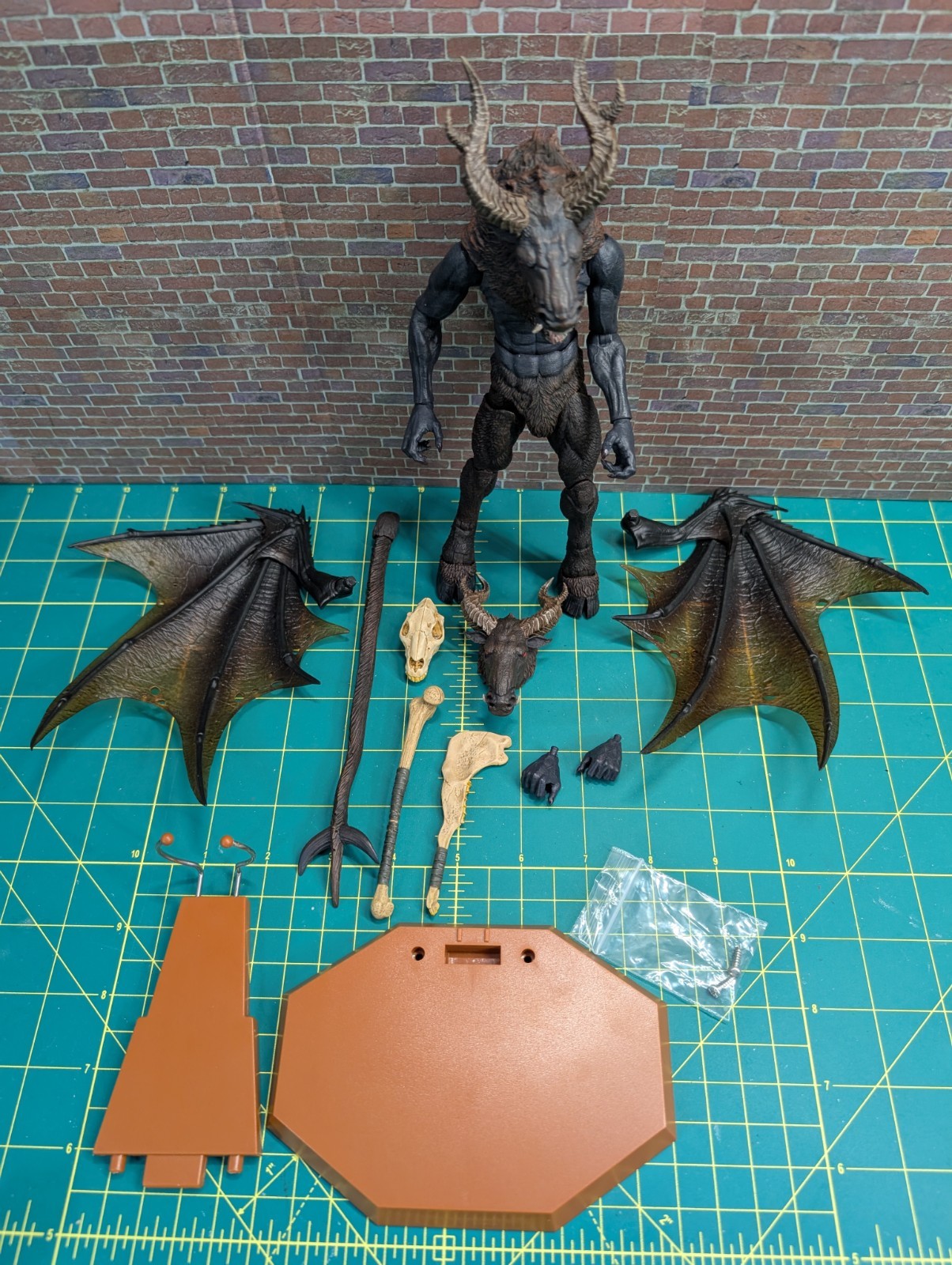 Mythic Legions Four Horseman Jersey Devil *USED – 100% COMPLETE & I SHIP DAILY »
