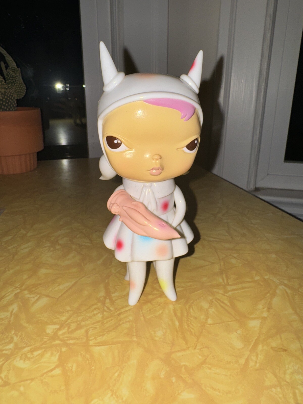 Clementine By Kathie Olivas – Tomenosuke + Circus Posterus