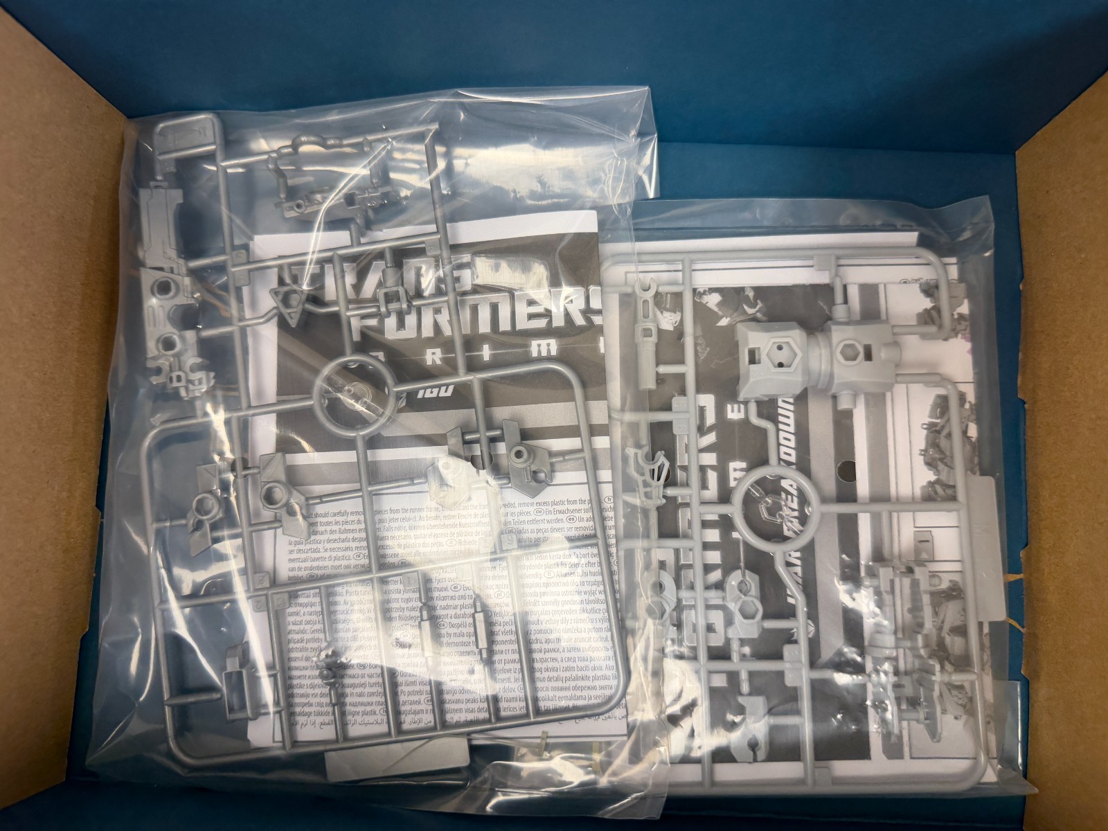 Transformers Prime War Breakdown and Vehicon 10 Year Anniversary 2-Pack Set