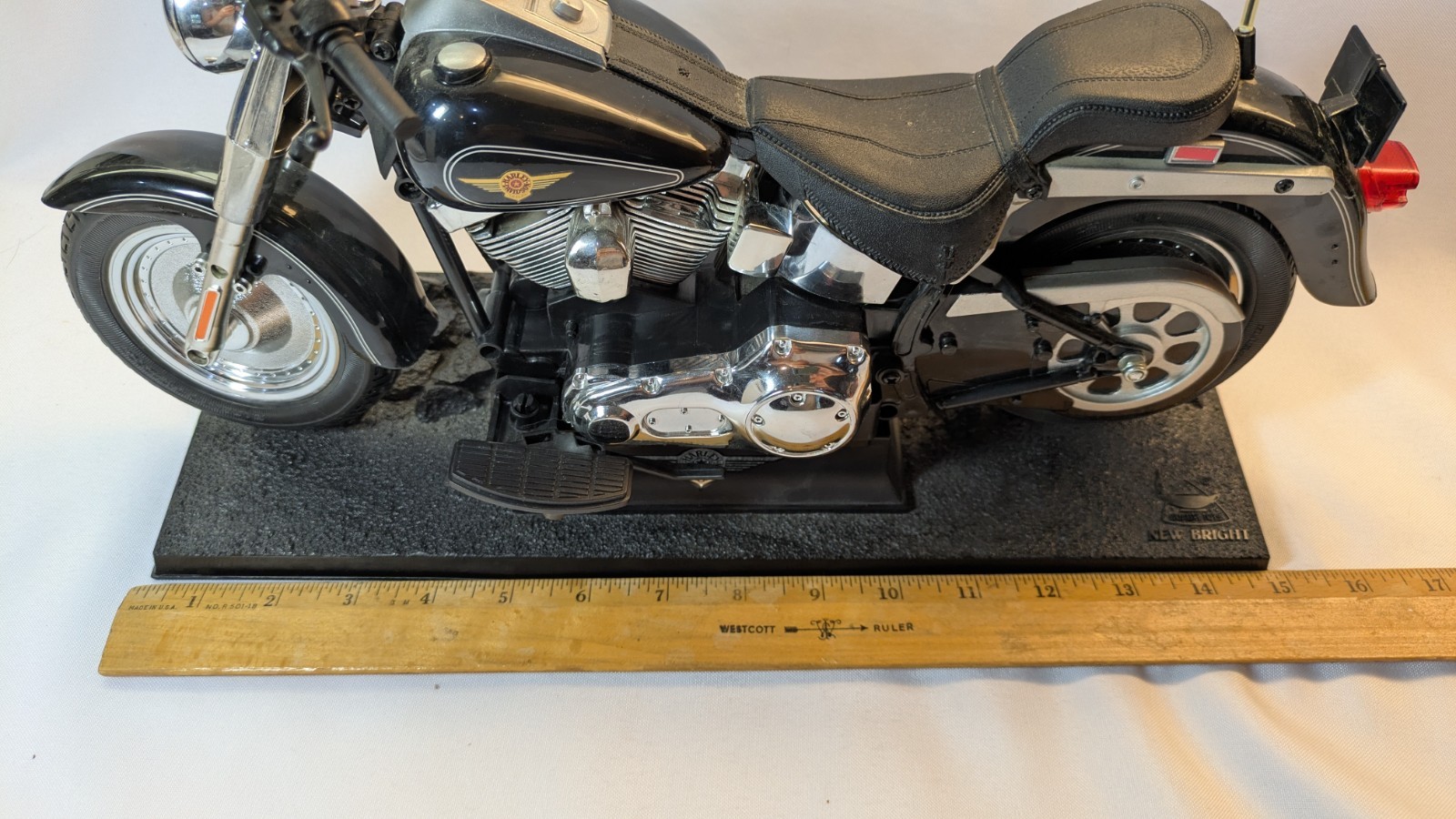 New Bright Harley Davidson Remote Control Motorcycle With Battery & Controller