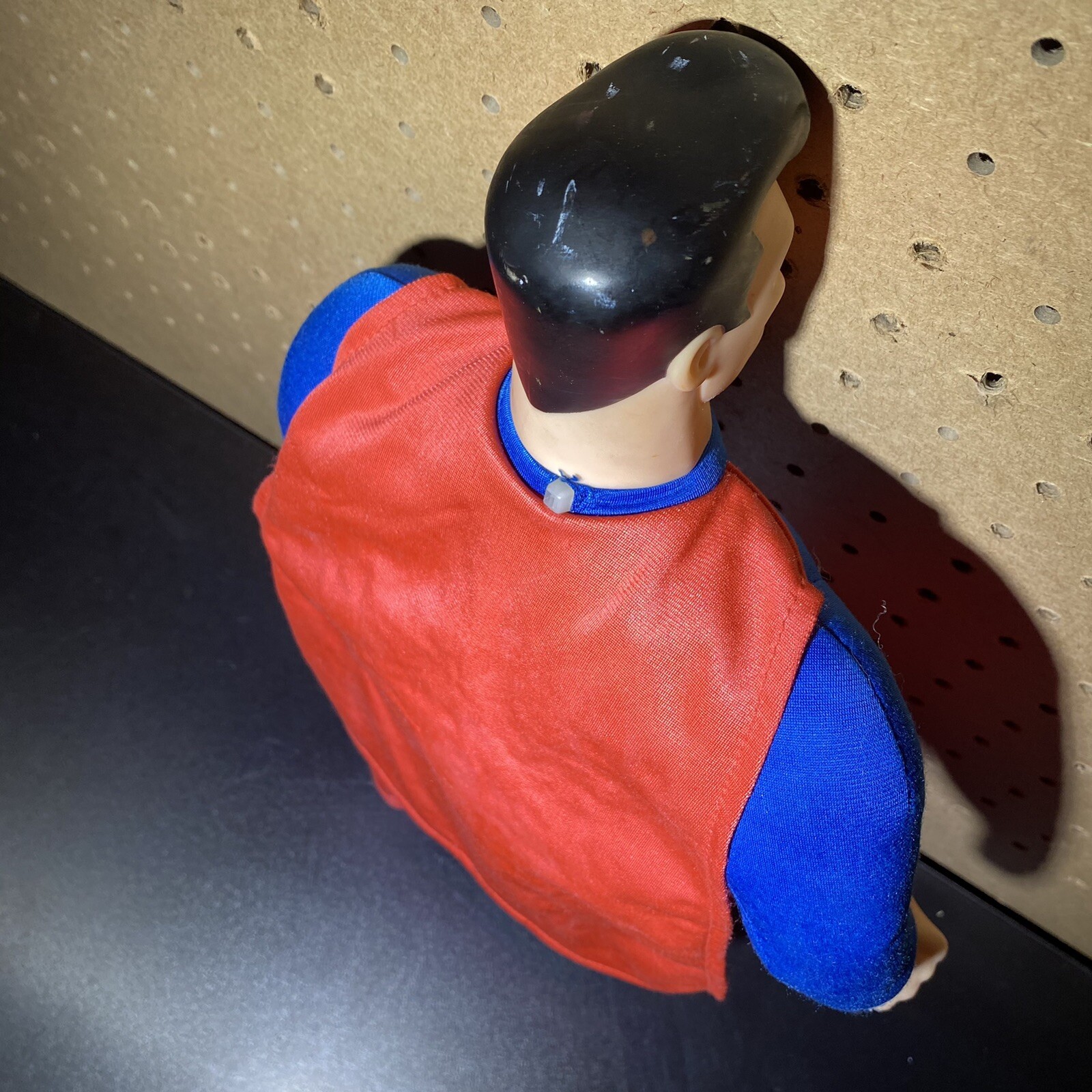 Animated SUPERMAN 18&Prime; Light Up PLUSH Figure w PLASTIC HEAD DC / Kenner 1996-USED