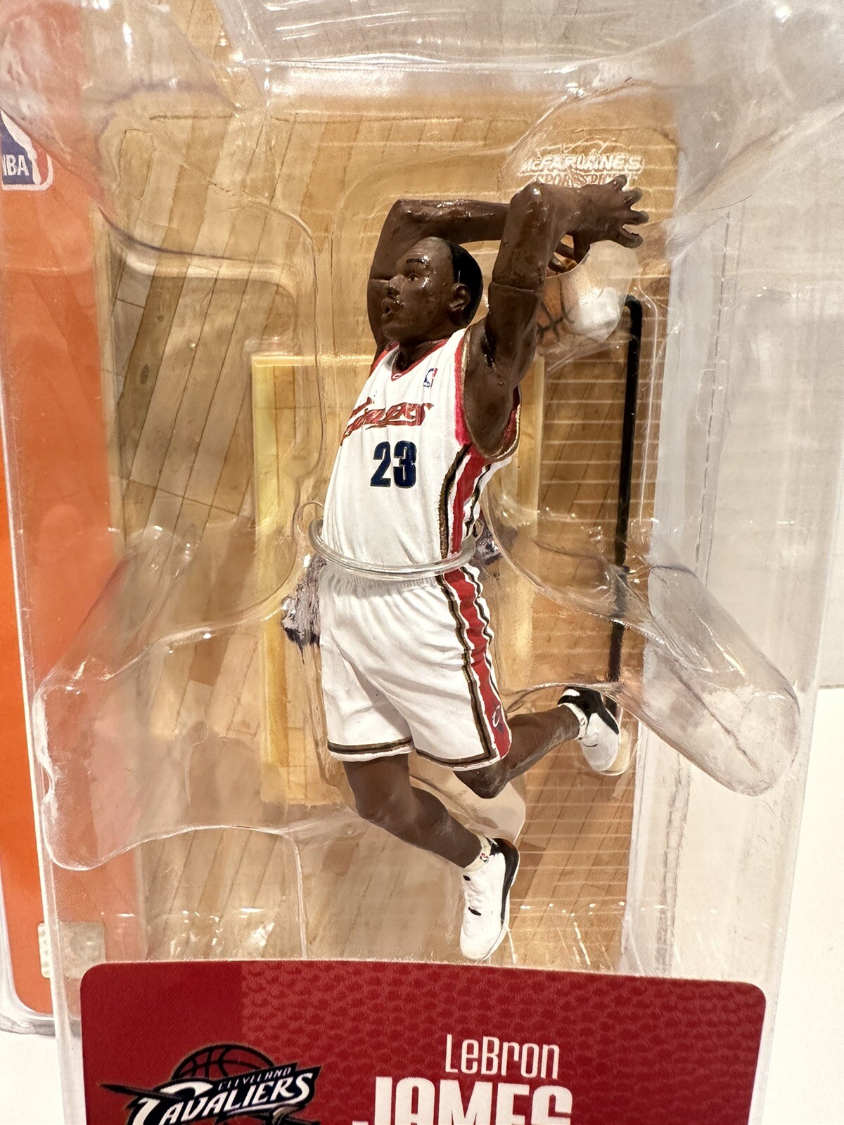 2004 McFarlane NBA LeBron James Cleveland Cavaliers Mini Action Figure 3&Prime; NEW!