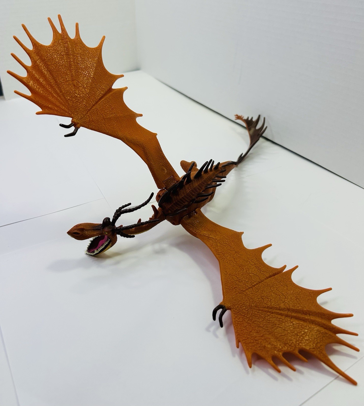 2010 DreamWorks How To Train Your Dragon – Monstrous Nightmare – Orange 13 inch