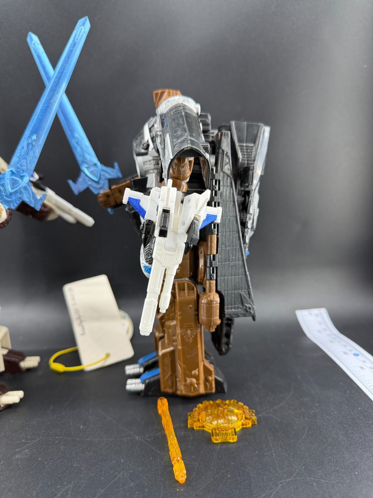 Transformers Vector Prime(or2.0) & Safeguard Complete Cybertron VoyagerClass USA