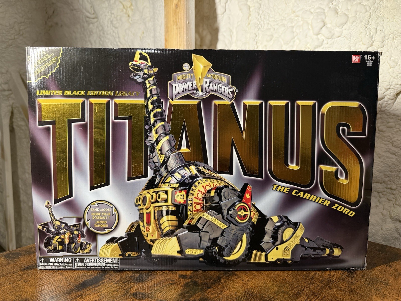 MMPR Limited Black Edition Legacy Titanus Carrier Zord NRFB sealed Contents