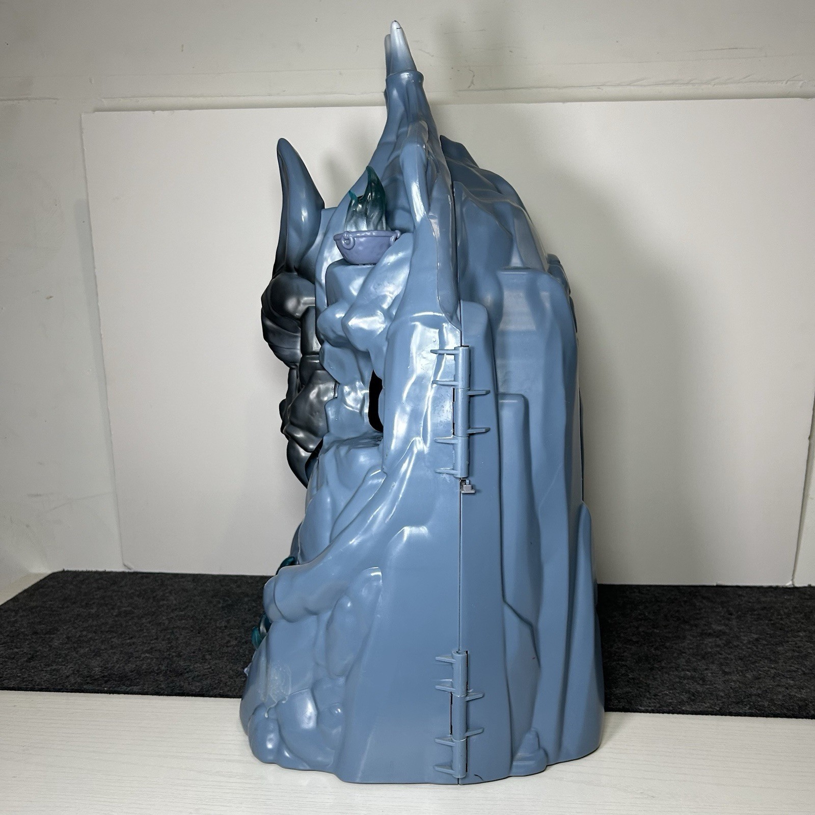 Funko Limited DC Primal Age BatCave Action Figure Playset. Some Parts Read Dis