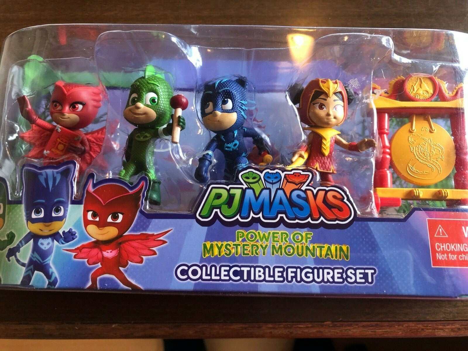 PJ Masks Power of Mystery Mountain Collectible Figure 5-Piece Set – NEW