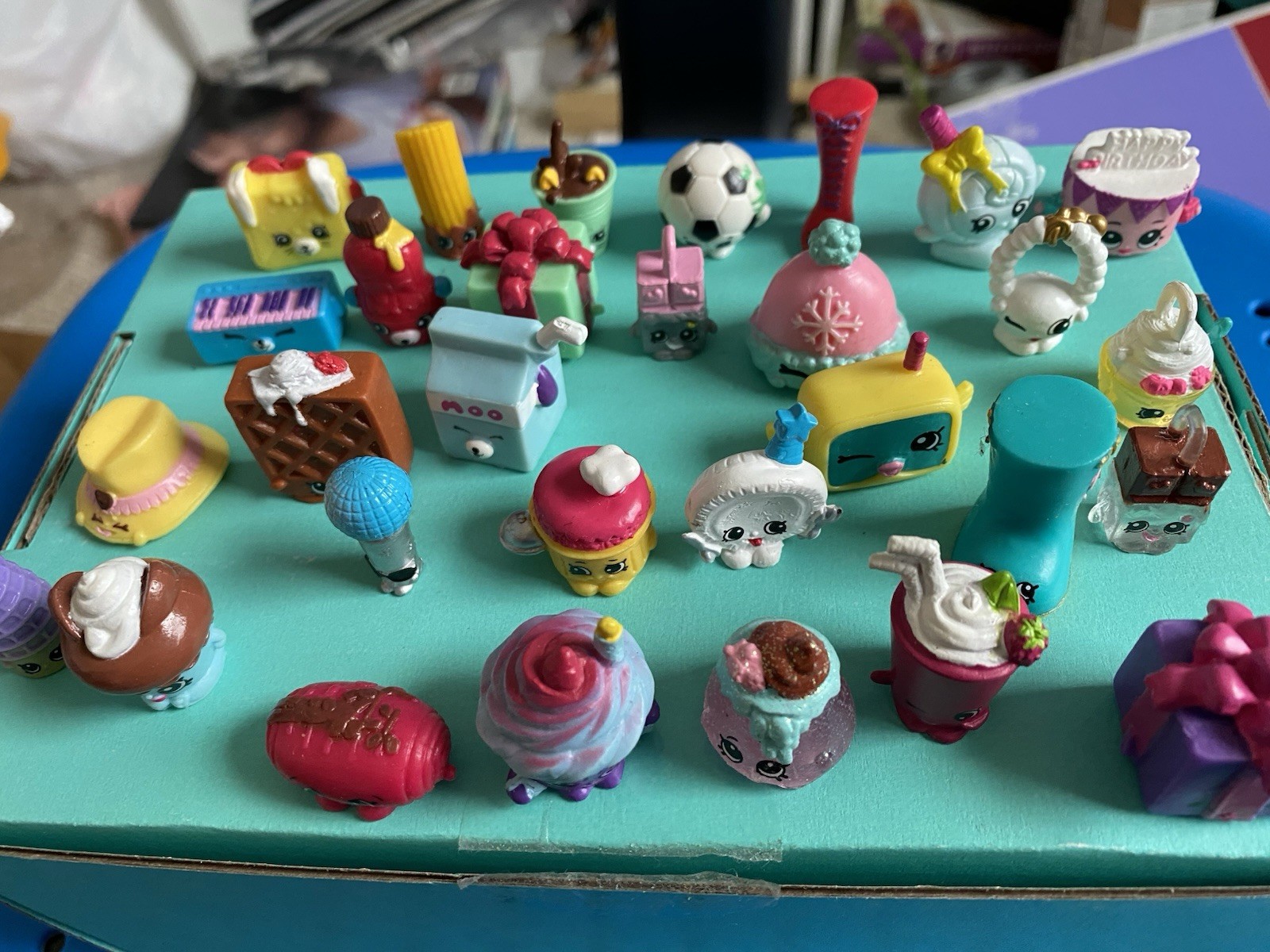 Shopkins 30 Different Pieces