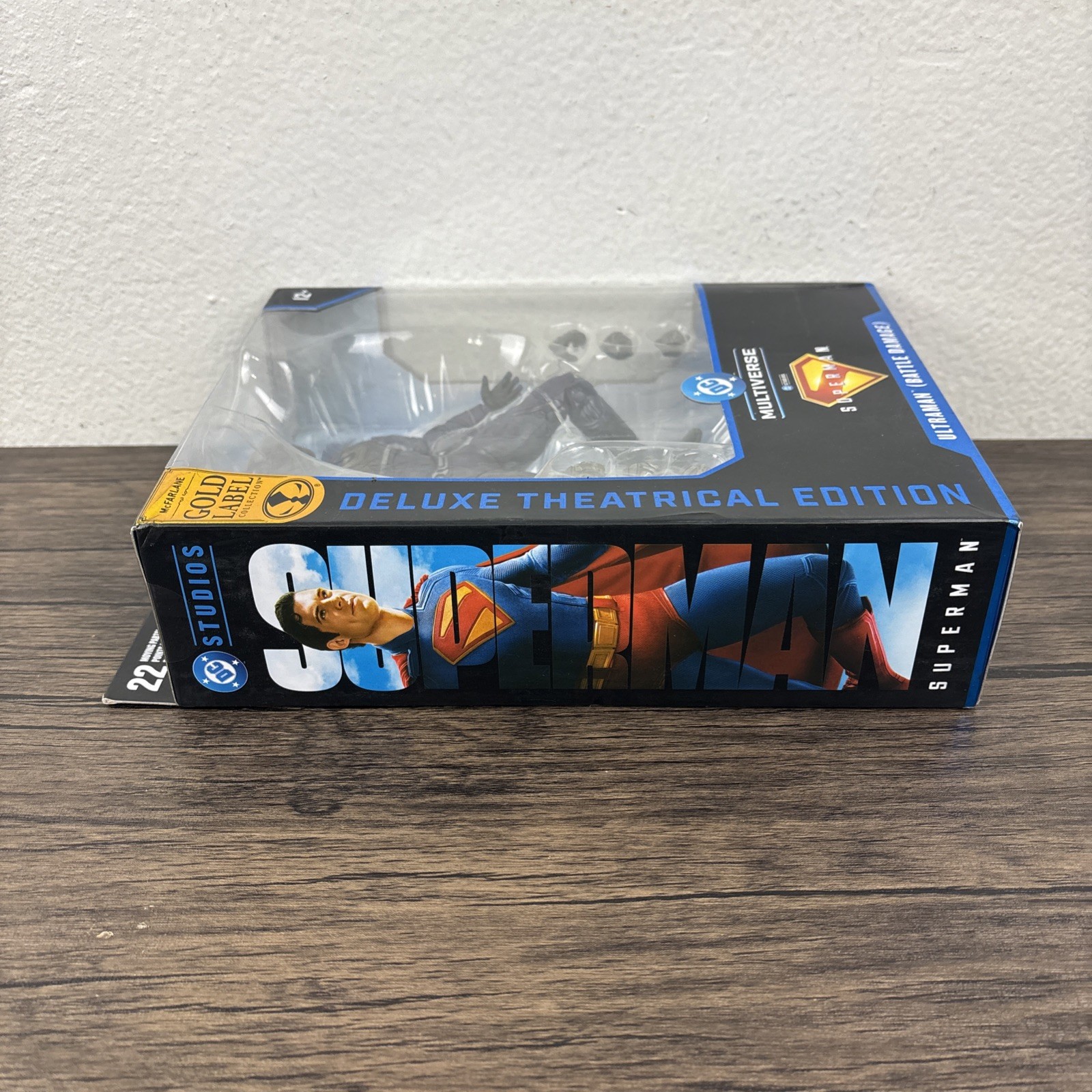 DC Multiverse Mcfarlane Toys Superman Ultraman Battle Damage Gold Figure in Box