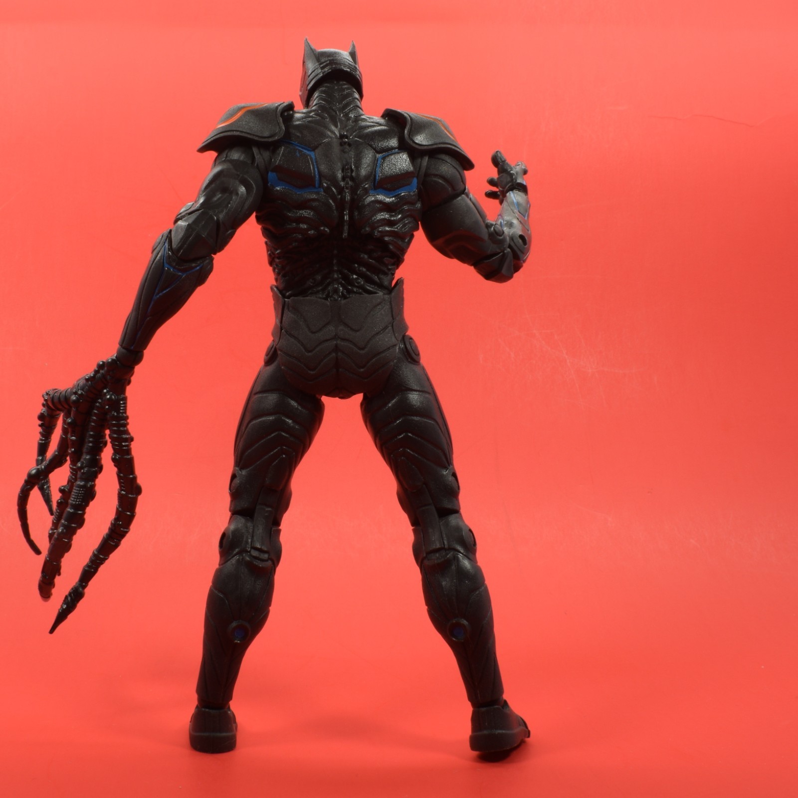 McFarlane DC Multiverse 7&Prime; Scale Earth 44 Dark Knights Metal Batman As Shown H37