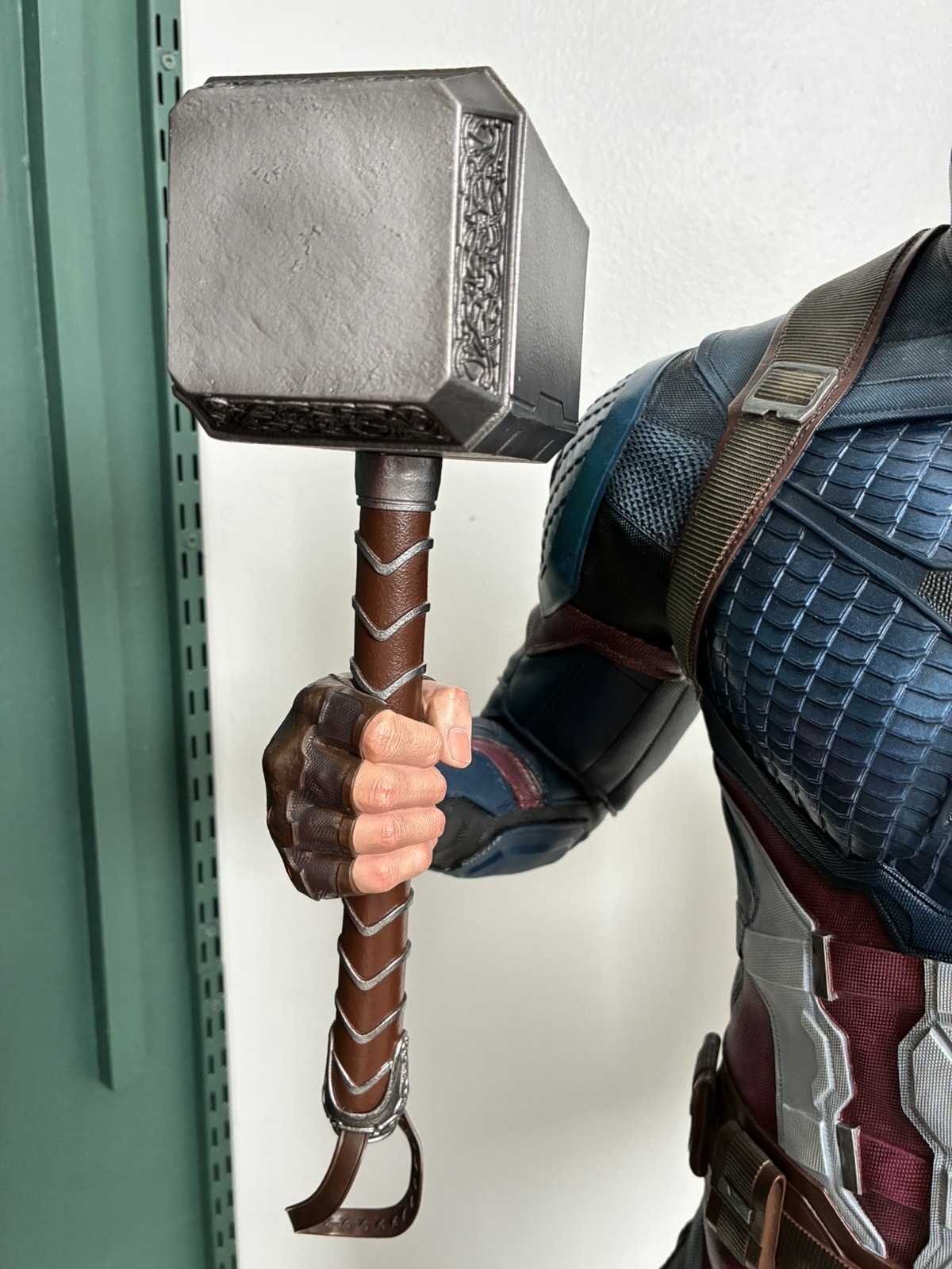 Queen Studios Captain America 1/2 Scale Endgame 502/1699 Must See!
