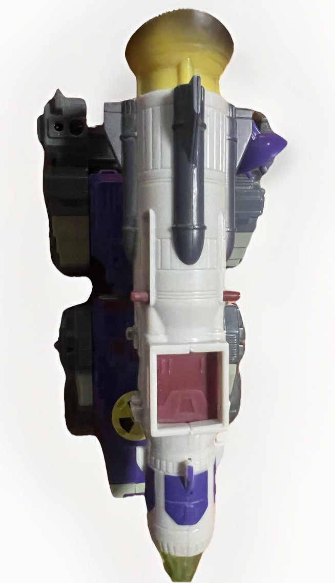 2004 TRANSFORMERS UNIVERSE ULTRA CLASS SOUNDWAVE WITH SPACE CASE COMPLETE