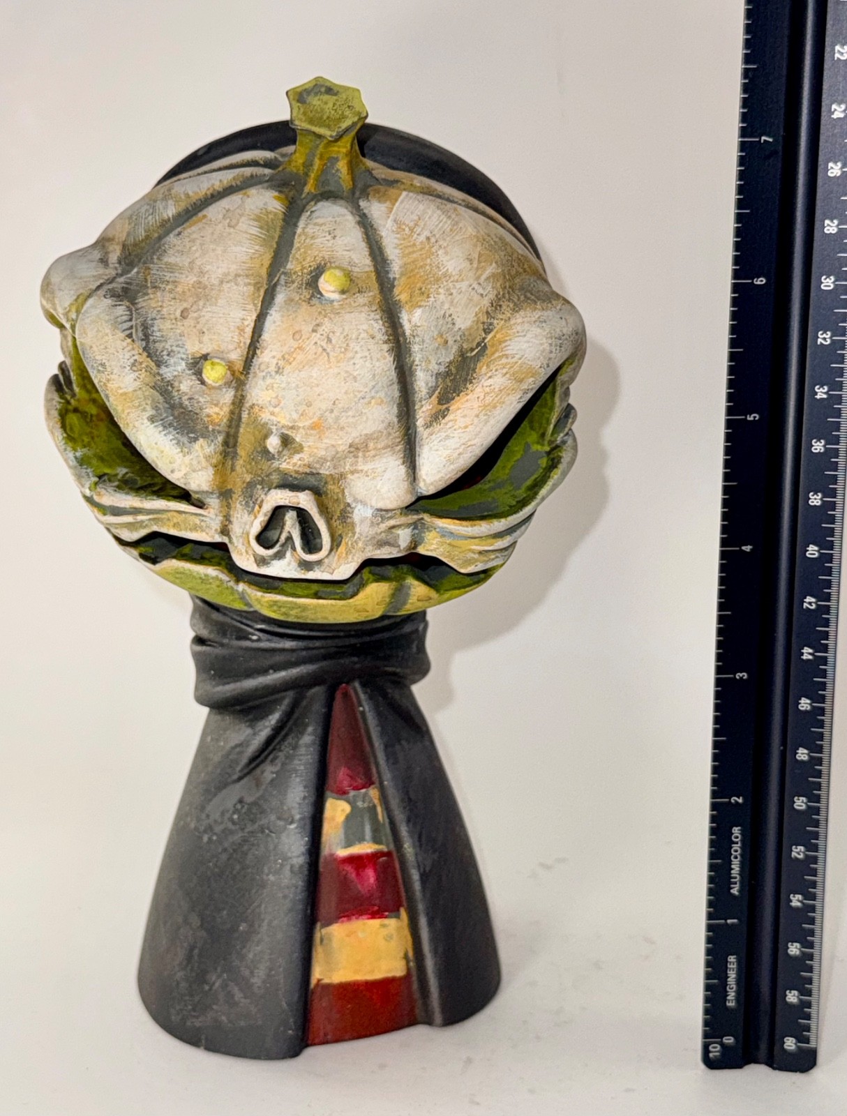 Pumpkin Greeter Blanc by Leecifer (Based on a Brandt Peters sculpt) Rare 1 of 1
