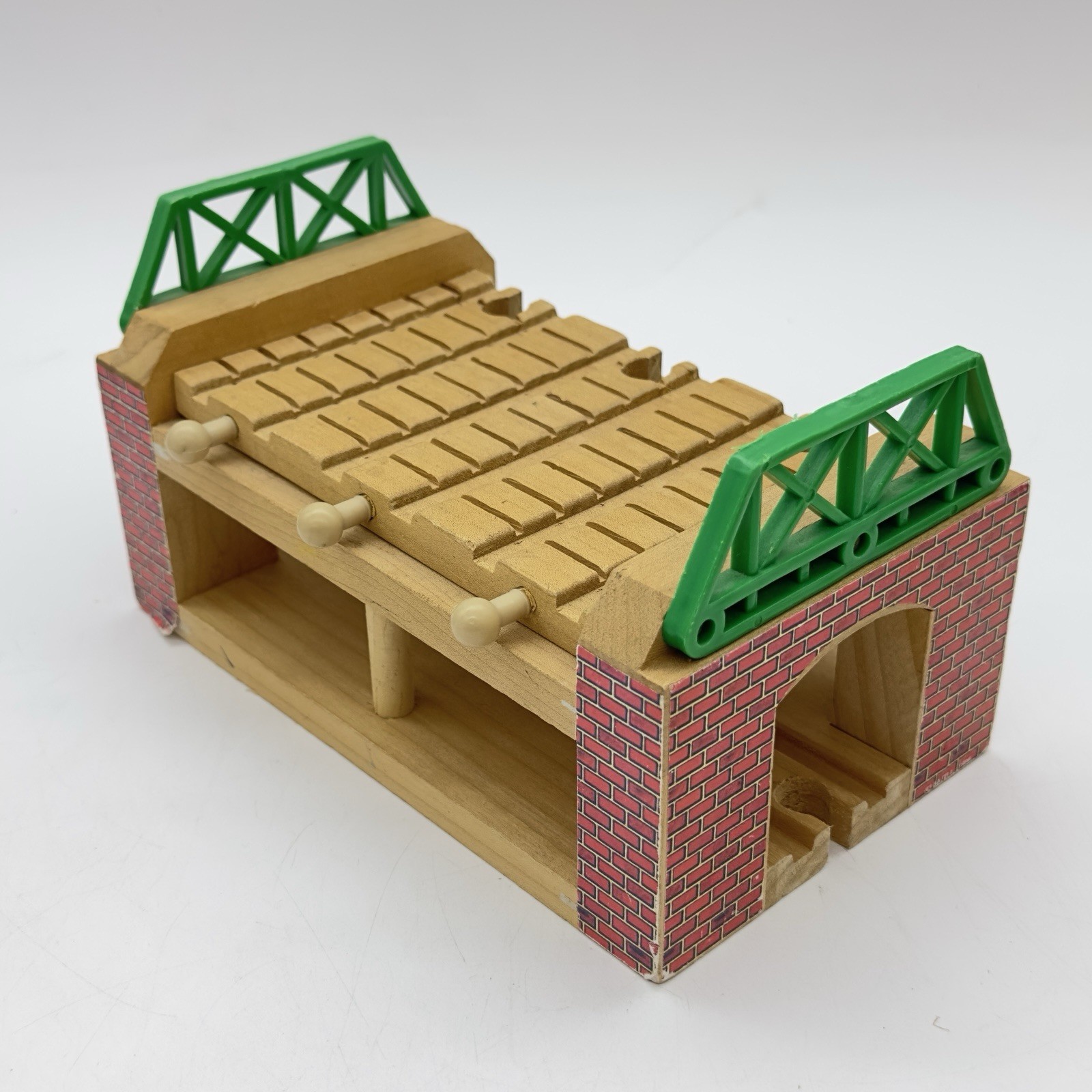 HENRY’S TUNNEL Thomas & Friends Clickety-Clack Wooden Railway w/Tracks Vtg 1996
