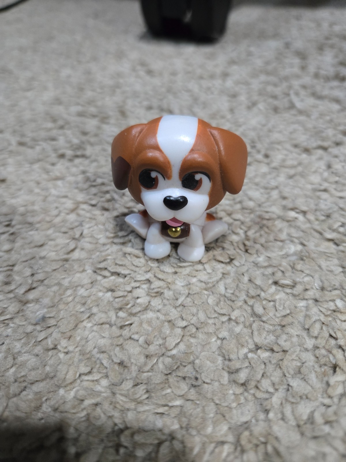 Elf on the Shelf Minis Pet Baxter Saint Bernard Figure – 1.5 Inches Tall