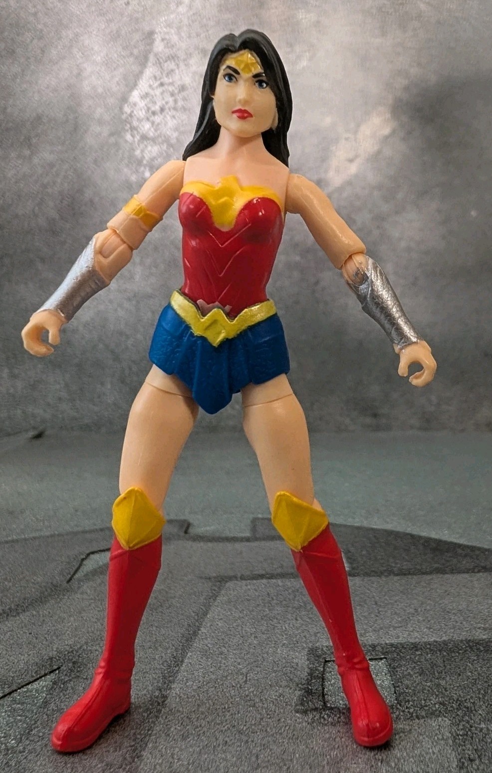 WONDER WOMAN 2021 Spin Master HEROES UNITE 1ST EDITION DC Comics Action Figure