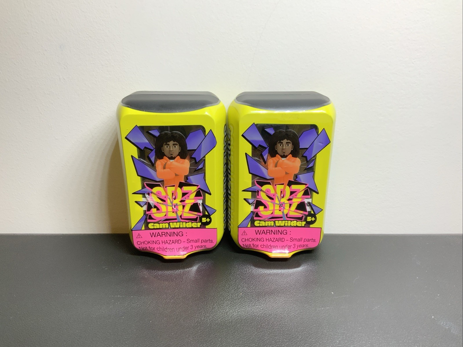 2 Screen Breakz (CAM WILDER ) Collectible Figure 2024 New & Sealed