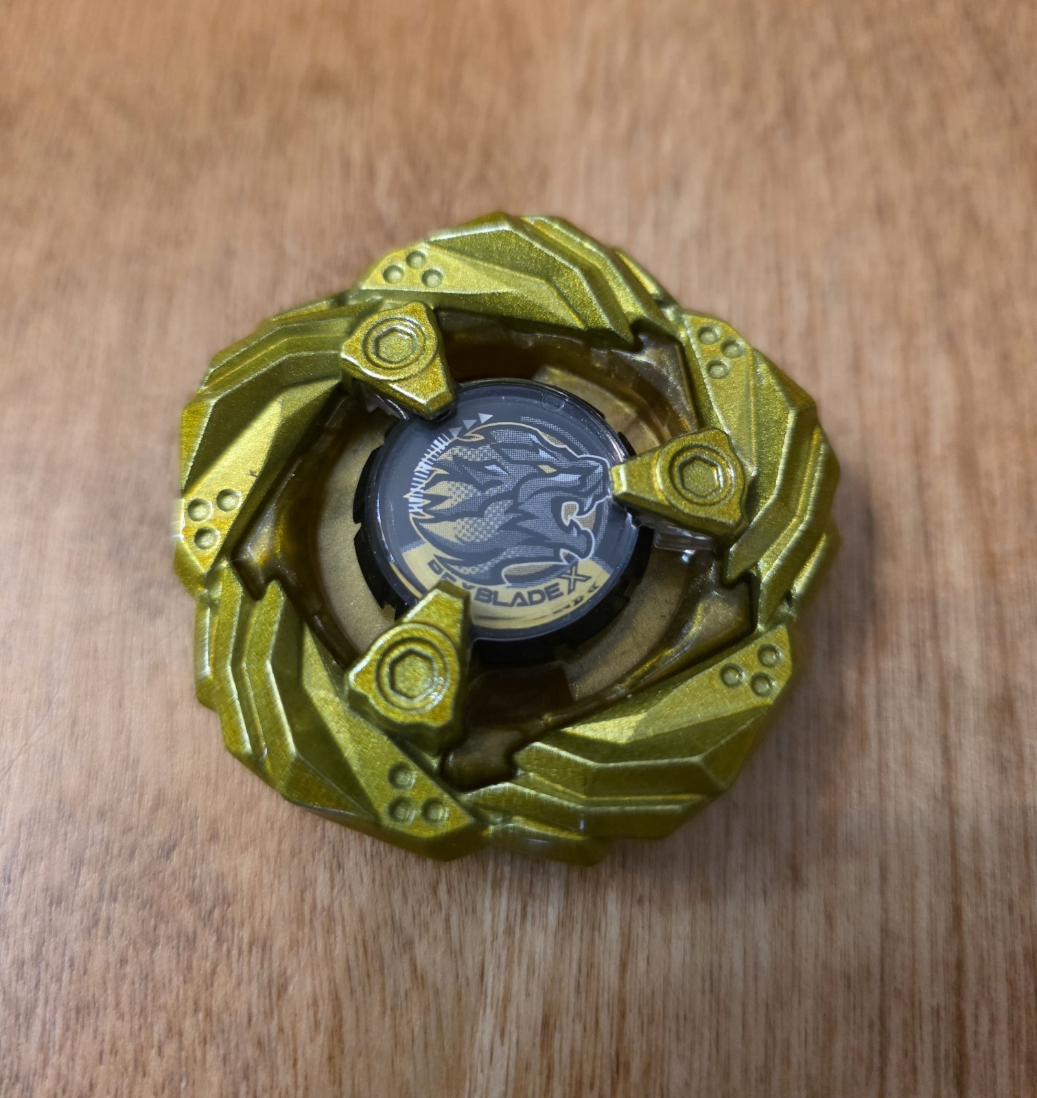 Unused Takara Tomy Gold Metal Coat Leon Claw Blade Only Beyblade X BX-00