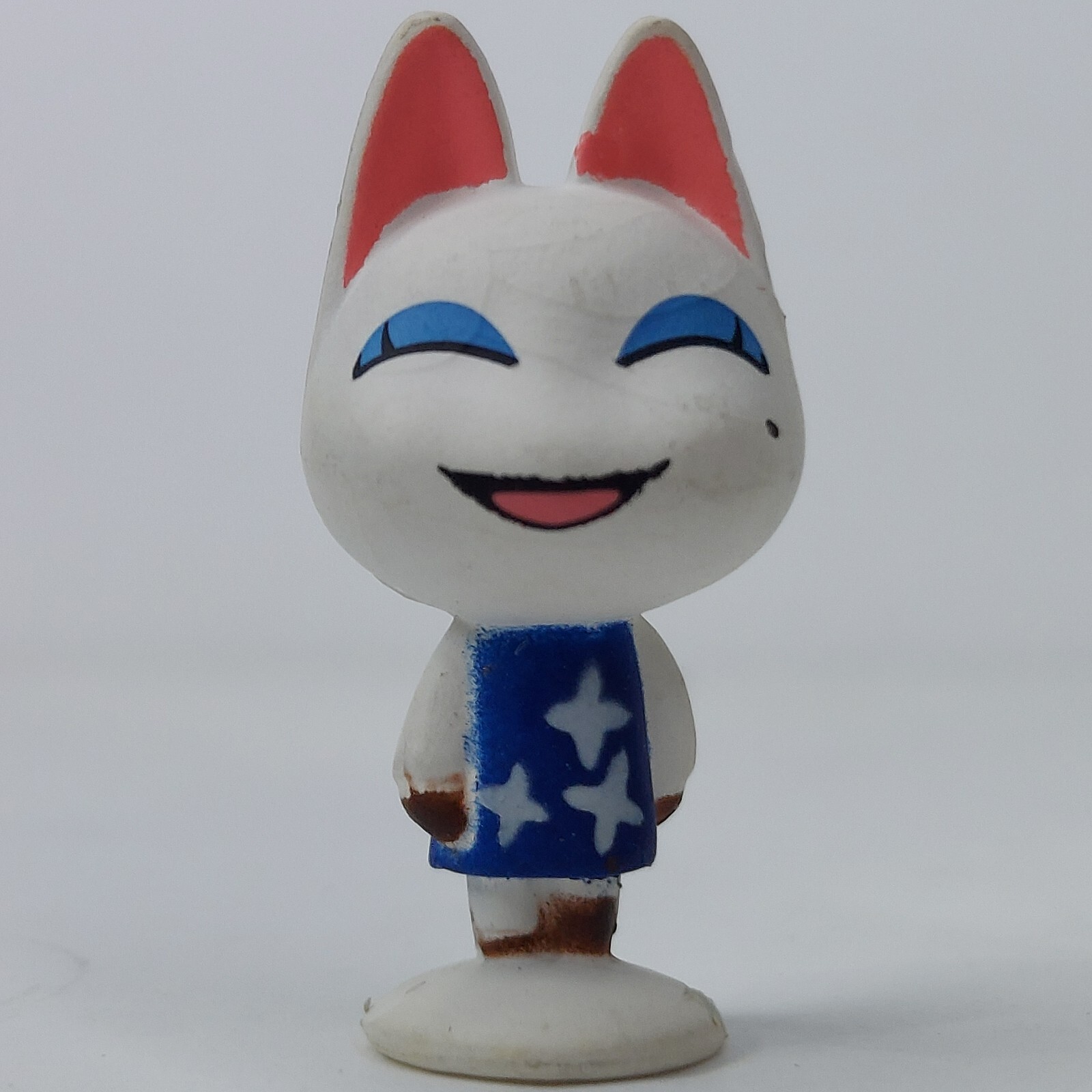 2001 Animal Crossing New Horizons 1&Prime; Olivia Cat Playset Mini Figure