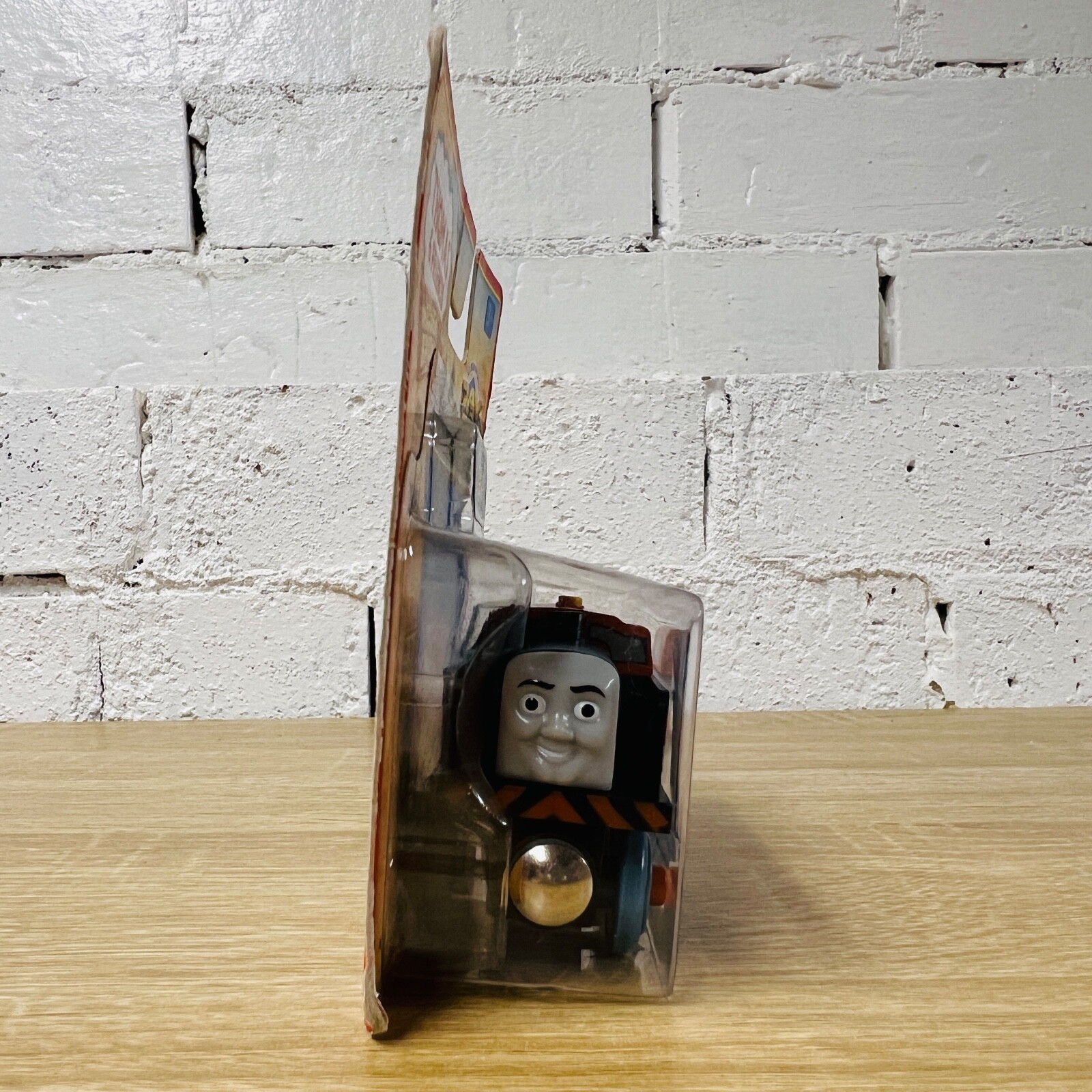 Den Day of the Diesels – Thomas the Tank Engine & Friends Wooden Railway Trains