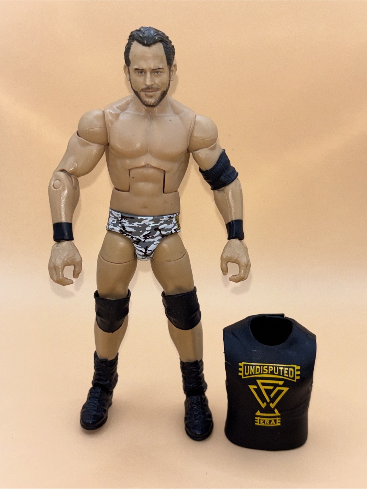 WWE MATTEL ELITE RODERICK STRONG WRESTLING FIGURE RARE WWF NXT AEW WCW (USED)