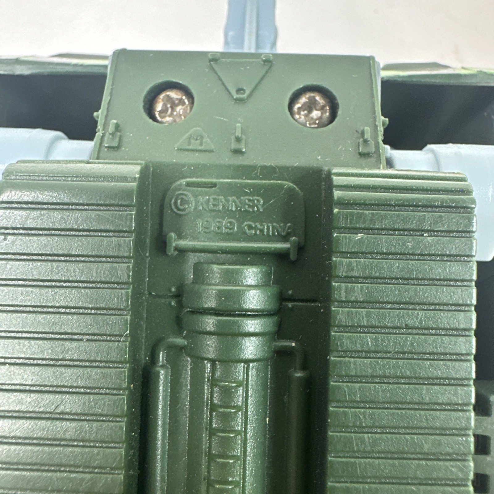 Mega Force Crossbolt Mobile Armored Helipad Vehicle VTG Kenner 1989