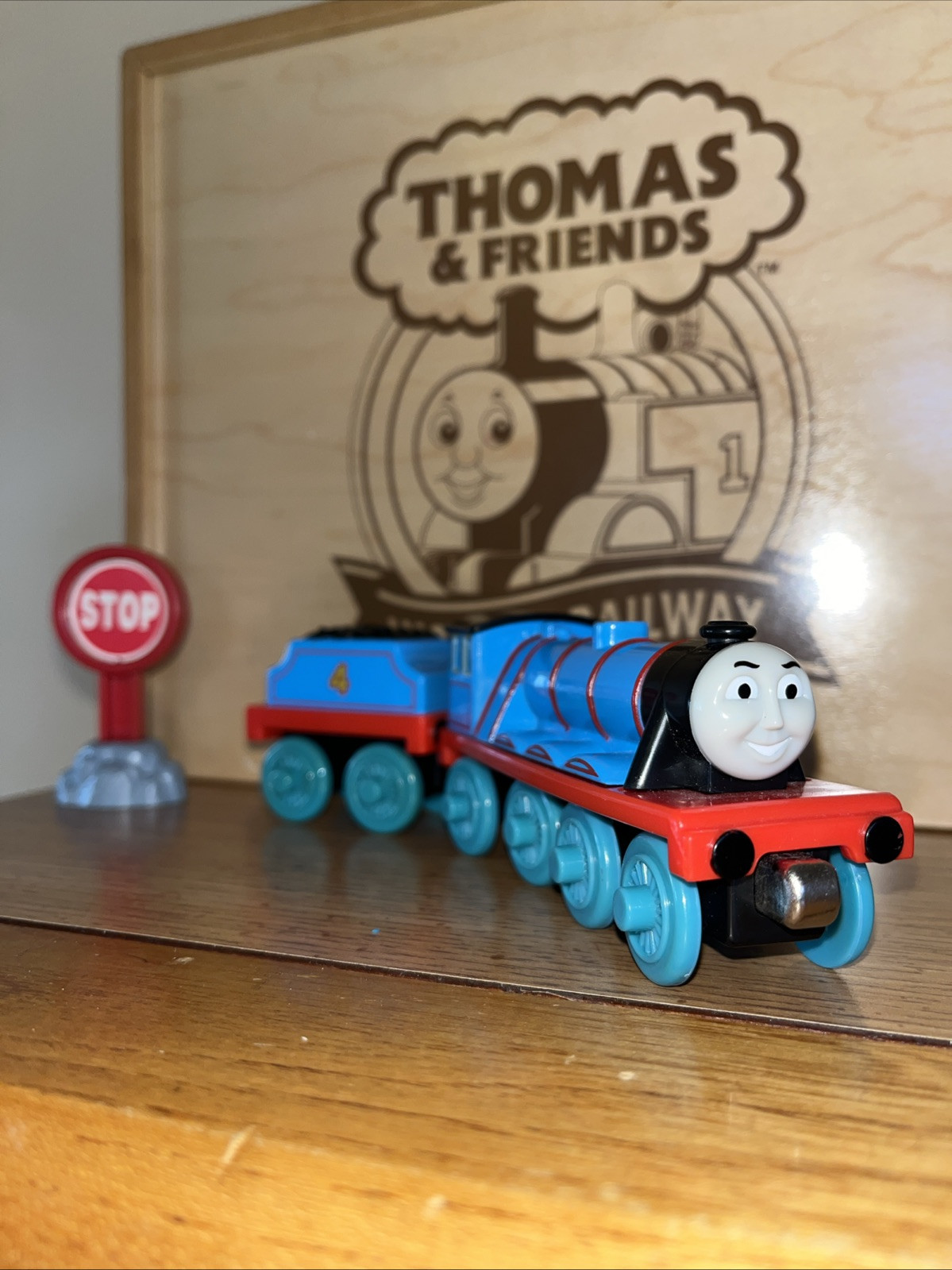 GORDON ! INTERACTIVE RAILWAY THOMAS FRIENDS TRAIN ! DIECAST FOR WOODEN RAILWAY