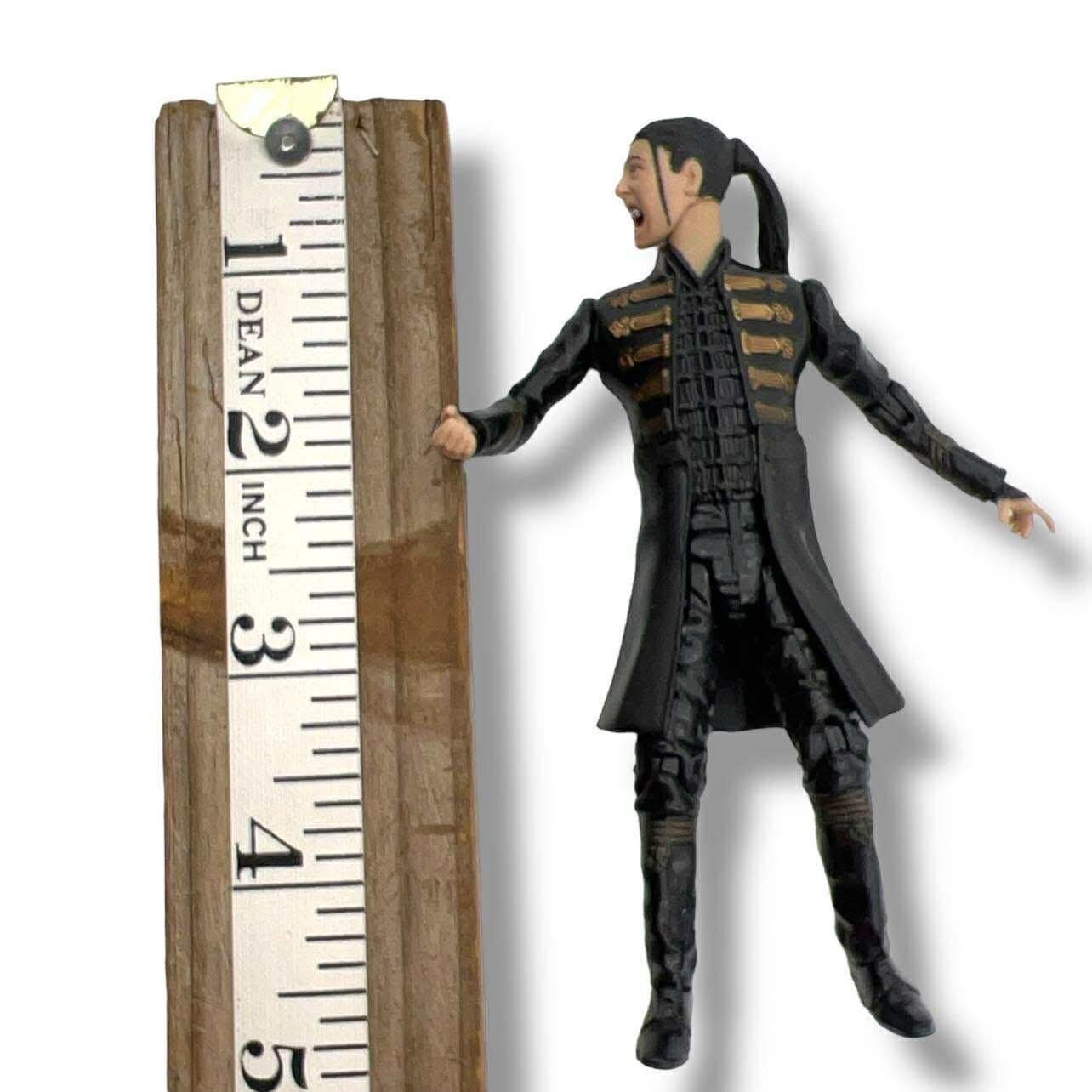 Y2K Van Helsing Aleera Vampire Suitor Action Figure 2004 Loose Black Gold Coat